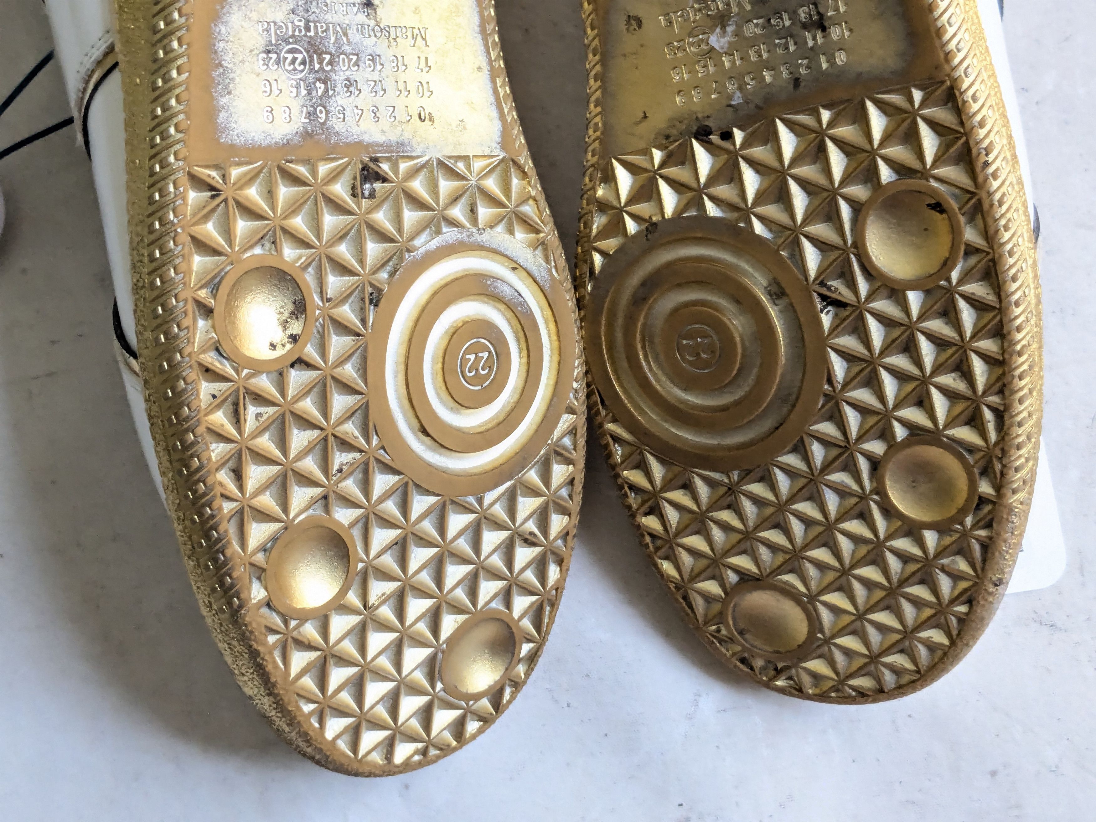 Maison Margiela Maison Margiela GAT Replica White Gold Patent Leather 8 41 Size US 8 / EU 41 - 17 Thumbnail