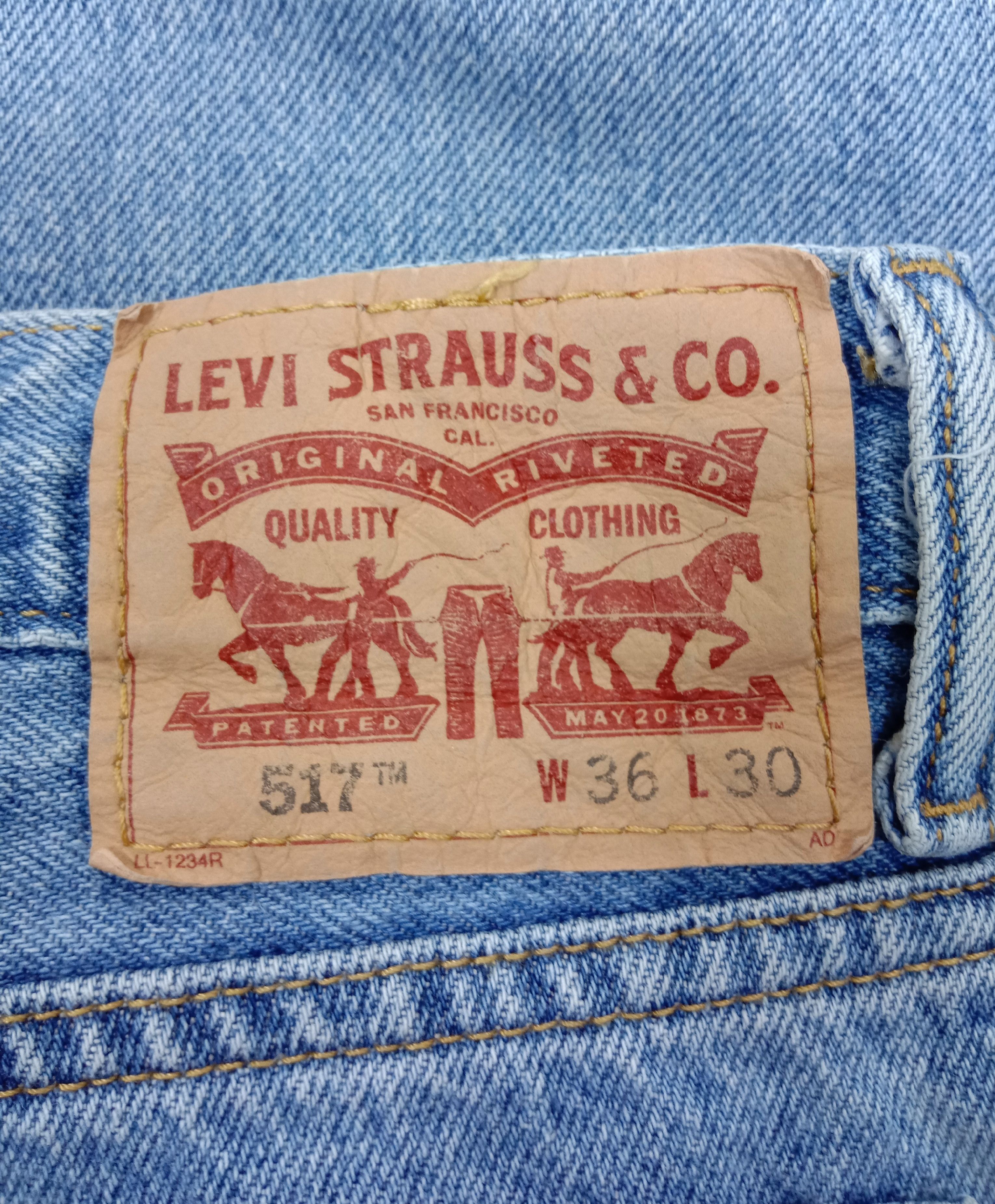 Levi's Vintage Levi's 517 Flare Jeans Blue Wash Denim Size US 36 / EU 52 - 14 Thumbnail