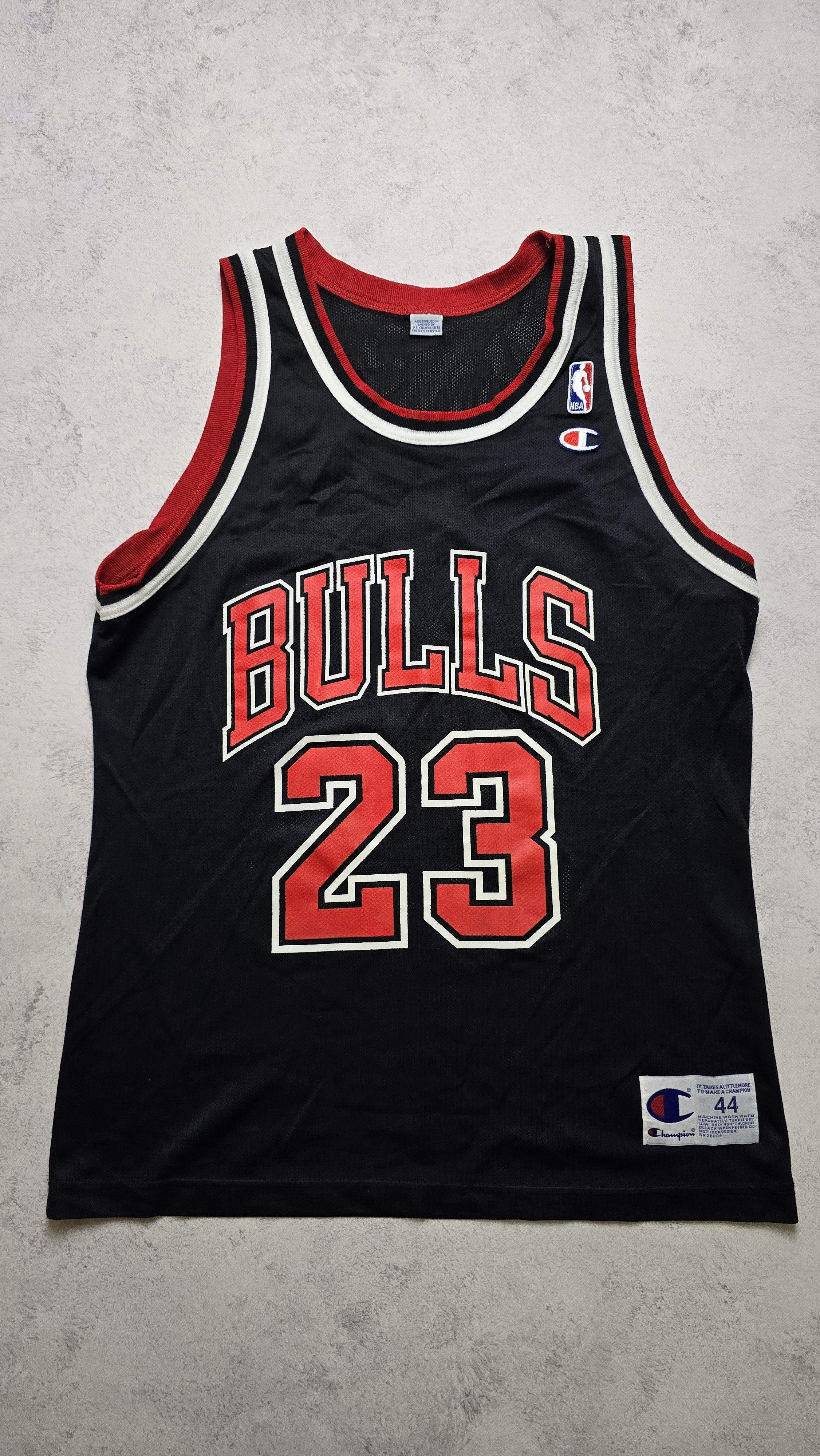 Champion Vintage 90s Champion Michael Jordan #23 Chicago Bulls Jersey Size US L / EU 52-54 / 3 - 1 Thumbnail