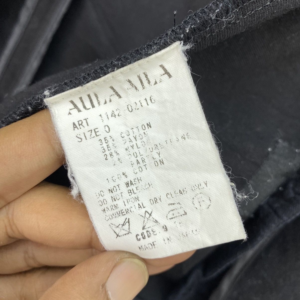 Alaia 🫶Aula aila Cropped Button Less Jacket Size M / US 6-8 / IT 42-44 - 4 Thumbnail
