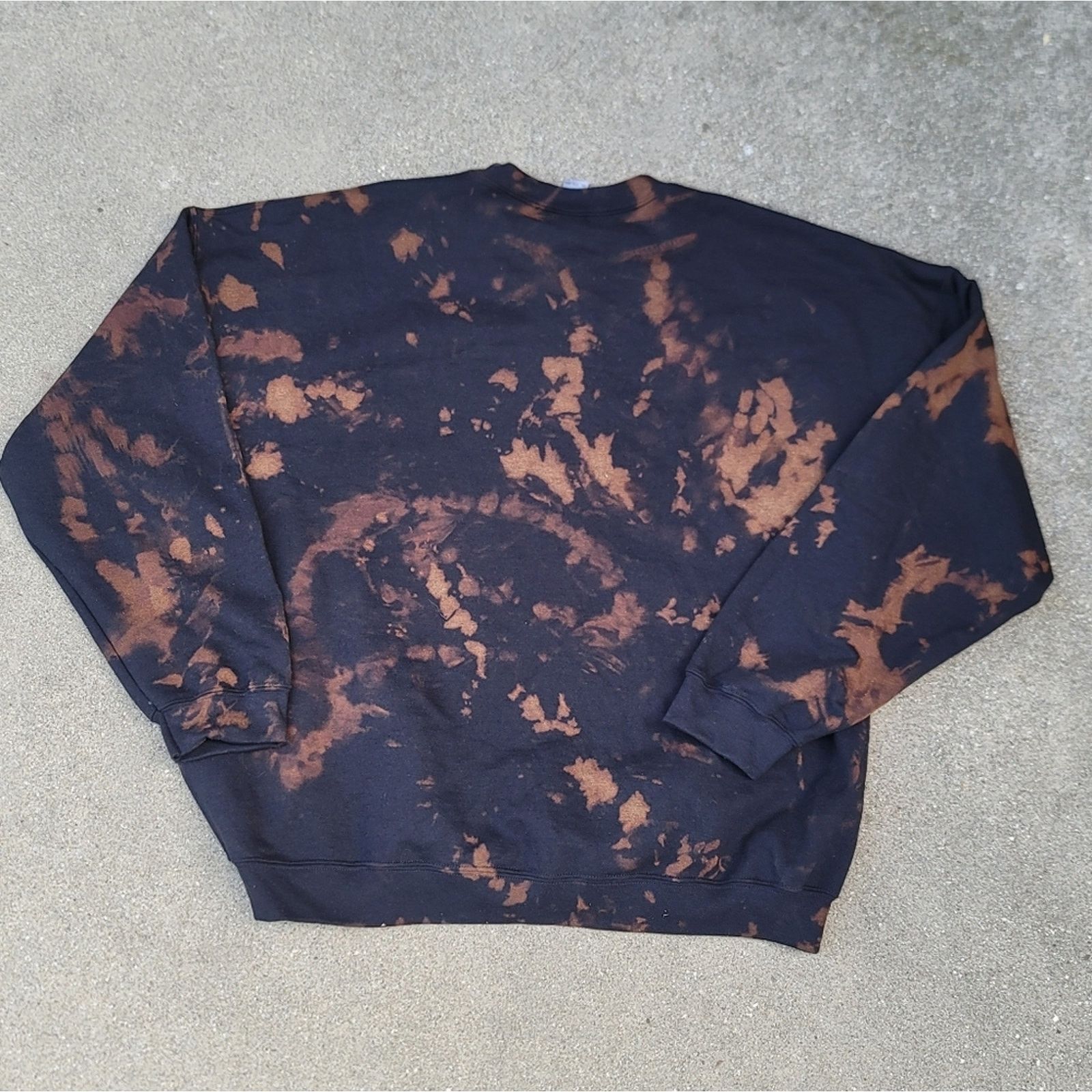 Gildan Kobe Bryant Black Mamba LA Lakers Bleach-dyed Sweatshirt Size US XXL / EU 58 / 5 - 3 Thumbnail