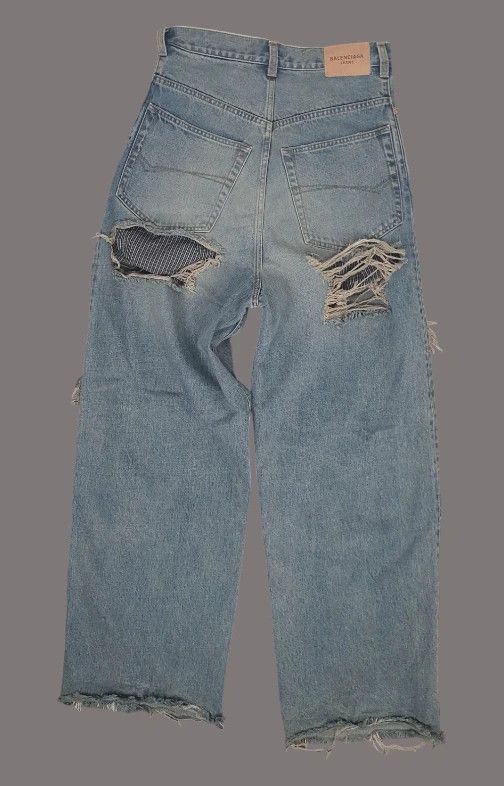 Balenciaga Balenciaga Blue Destroyed Boxer AW21 Straight Jeans Size XS Size US 29 - 2 Thumbnail