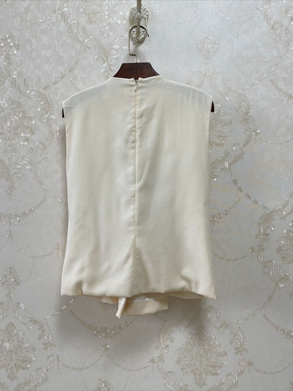 Chanel CHANEL SILK BLOUSE Size XS / US 0-2 / IT 36-38 - 7 Thumbnail