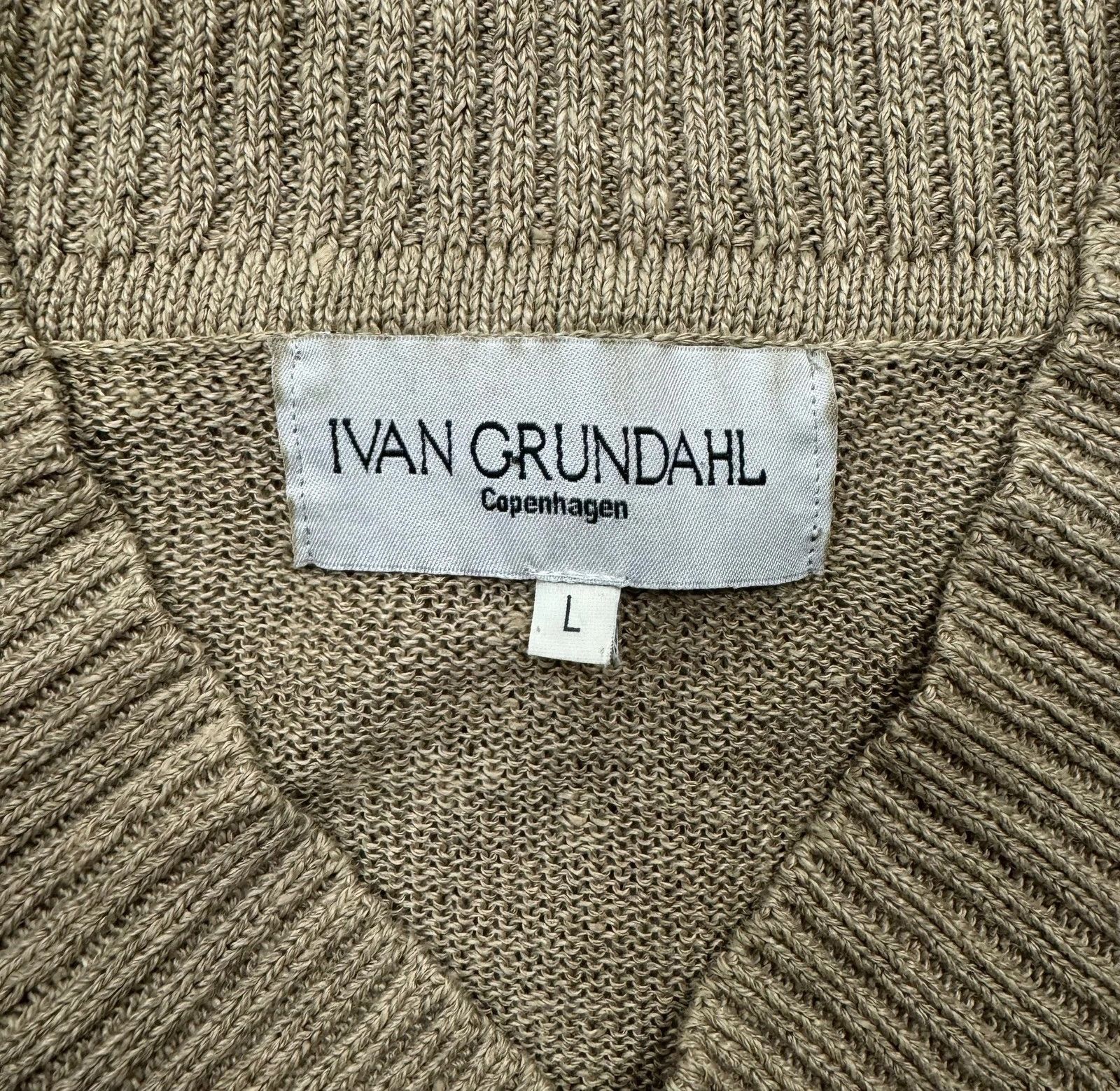 Ivan Grundahl Ivan Grundahl Linen Knit V-Neck Jumper size L Size L / US 10 / IT 46 - 10 Thumbnail