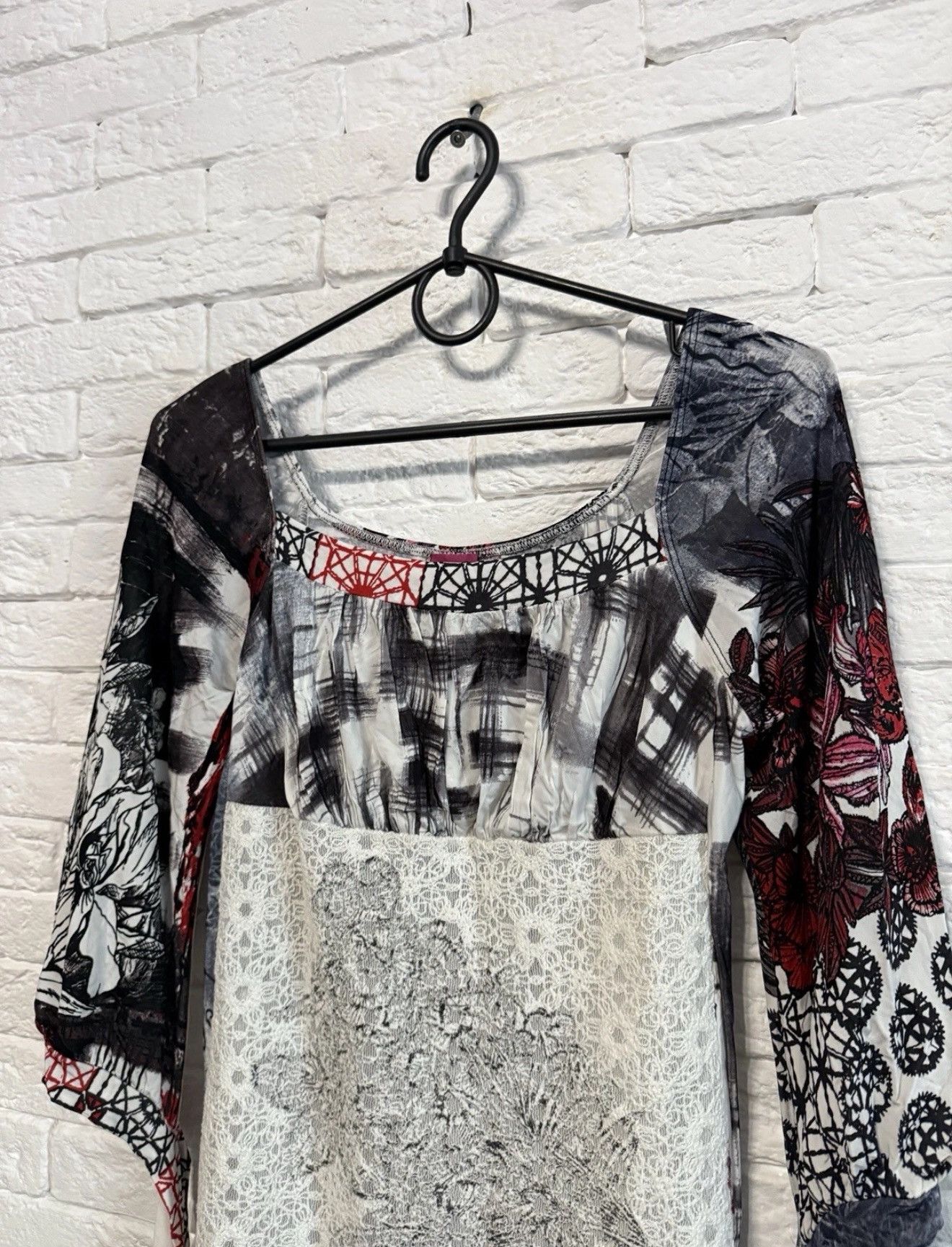 Other Save The Queen Mesh Avantgarde Y2K Geometric Top Sz L Size L / US 10 / IT 46 - 2 Thumbnail
