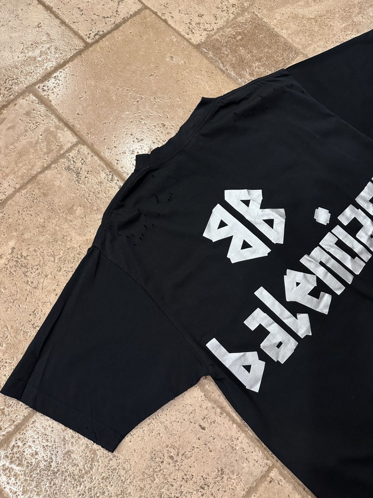 Balenciaga Balenciaga Distressed Type Silver Duct Tape Logo Black Tee Size US XS / EU 42 / 0 - 11 Thumbnail