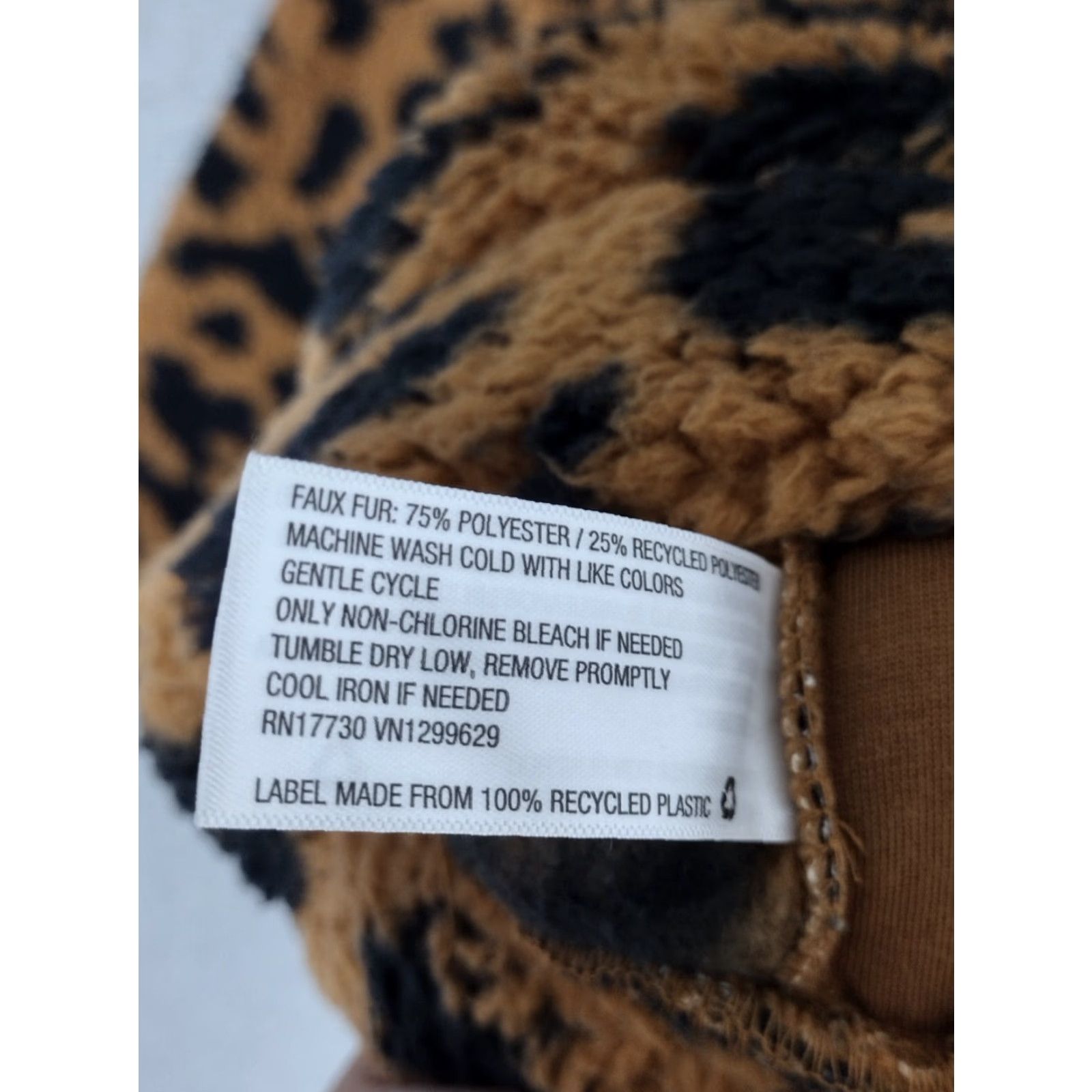 Vintage **Leopard Print Knox Rose Women's 3X Fall Sweatshirt** User: **3X Carmel Knox Rose Women's Leopard Print Sweatshirt** Size XXL / US 16-18 / IT 52-54 - 7 Thumbnail