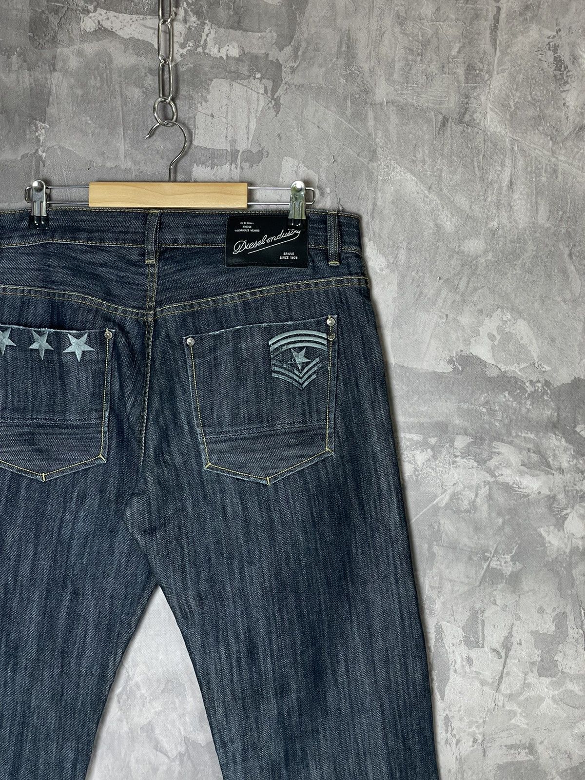 Diesel × Vintage Vintage Diesel 90’s Y2K Style Pocket Logo Denim Jeans Pants Size US 33 - 3 Thumbnail