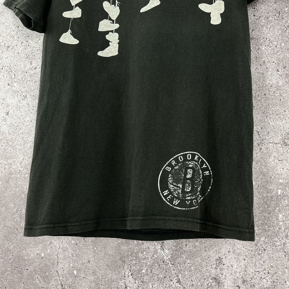 Brooklyn Clothing × NBA Vintage 90’s UNK Brooklyn T-Shirt Rare Big Logo Y2K Size S Size US S / EU 44-46 / 1 - 5 Thumbnail