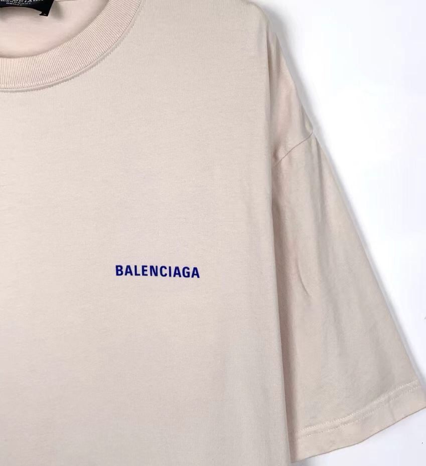 Balenciaga Balenciaga 21 Logo letter print round neck off white cotton Size US M / EU 48-50 / 2 - 3 Thumbnail