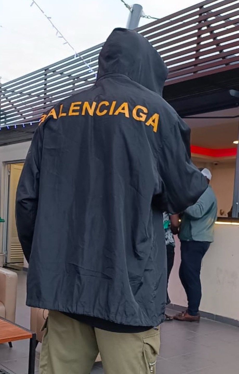 Balenciaga BALENCIAGA BACK LOGO NYLON JACKET Size XS / US 0-2 / IT 36-38 - 1 Thumbnail