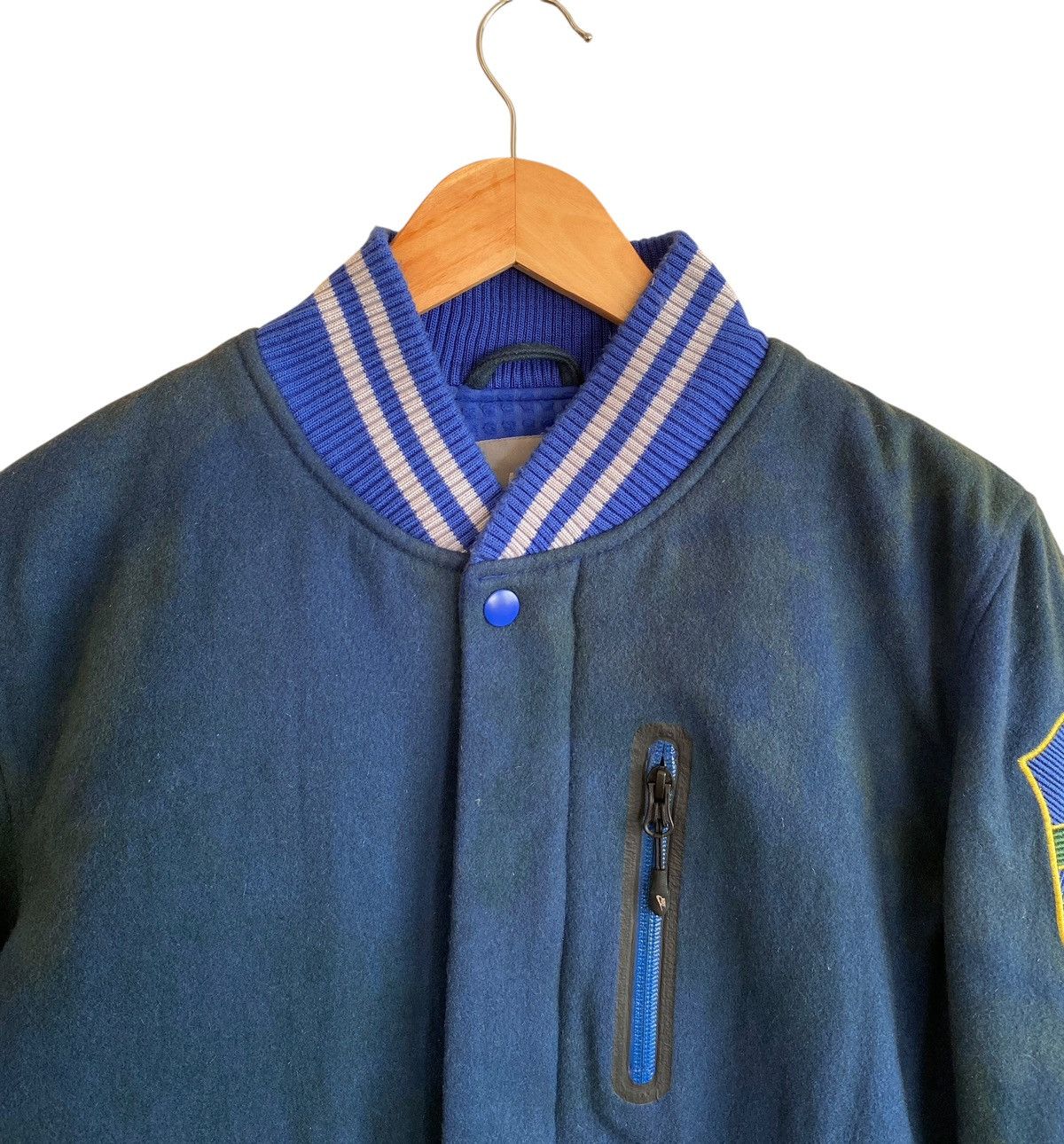 Nike Very Rare Vintage Nike Football Brasil Wool Varsity 2000s Size US L / EU 52-54 / 3 - 5 Thumbnail