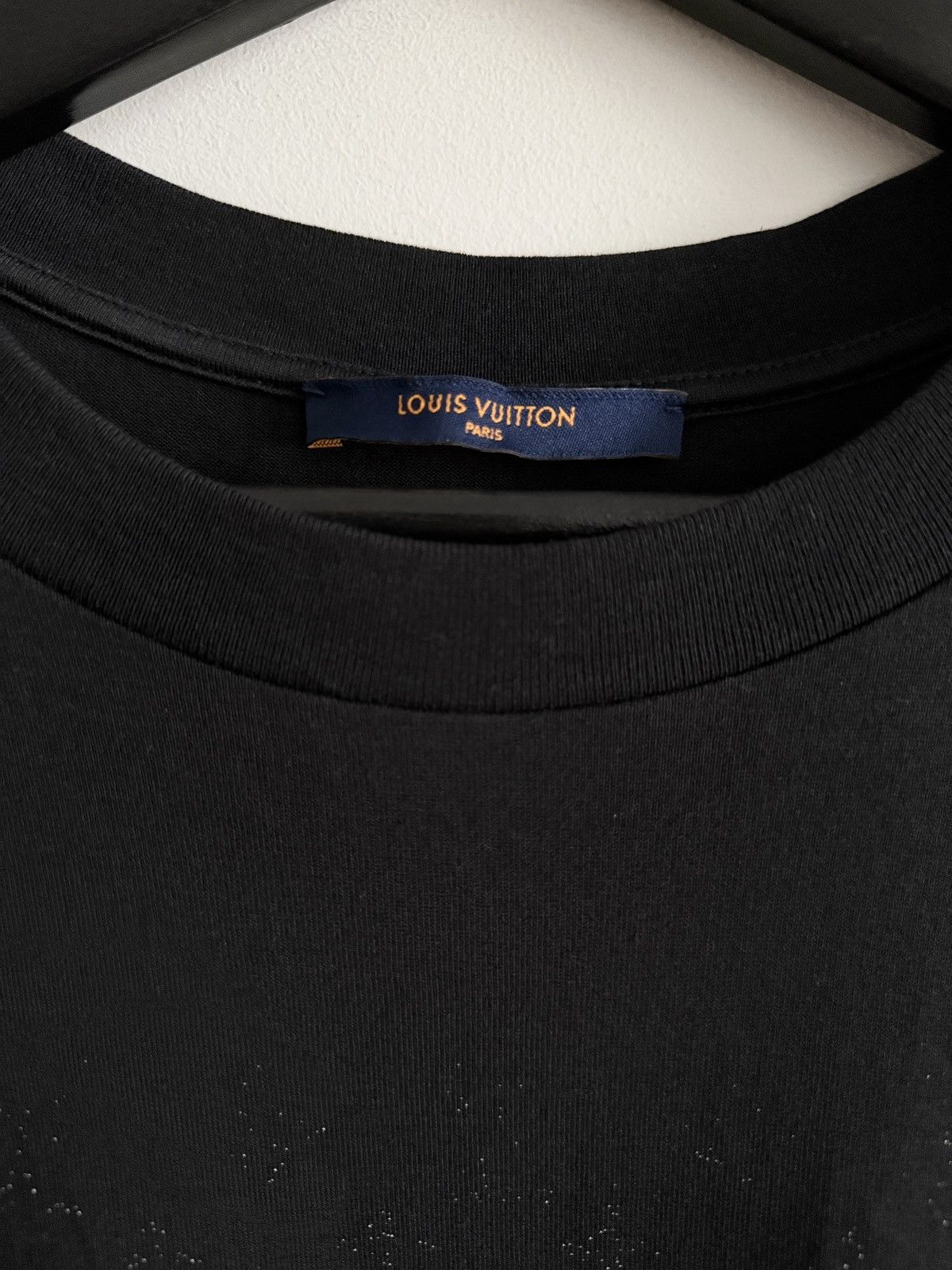 Louis Vuitton STEAL! Louis Vuitton Gradient Monogram Tee (L) Size US L / EU 52-54 / 3 - 5 Thumbnail