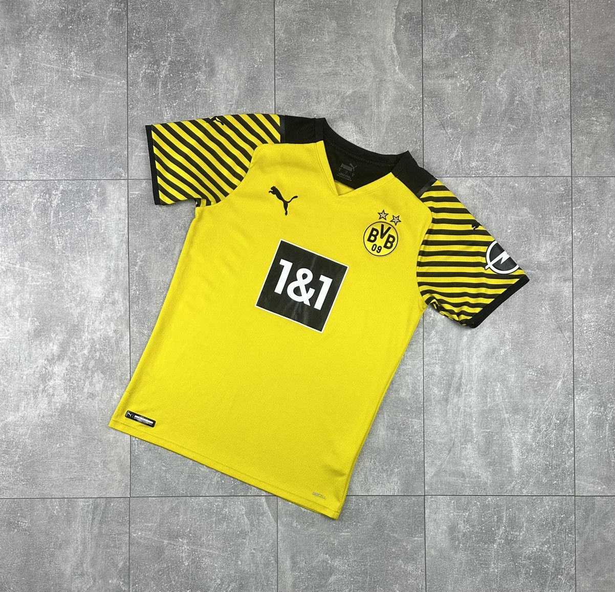 Puma Puma Borussia Dortmund 2021/22 Home Soccer Jersey Size US S / EU 44-46 / 1 - 1 Thumbnail