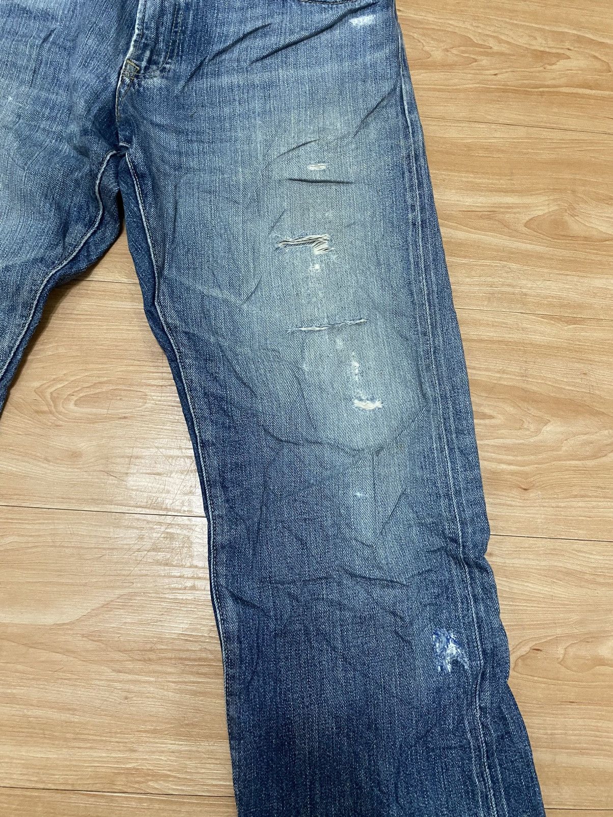 Japanese Brand × Uniqlo Vintage uniqlo selvedge distressed denim Size US 36 / EU 52 - 5 Thumbnail