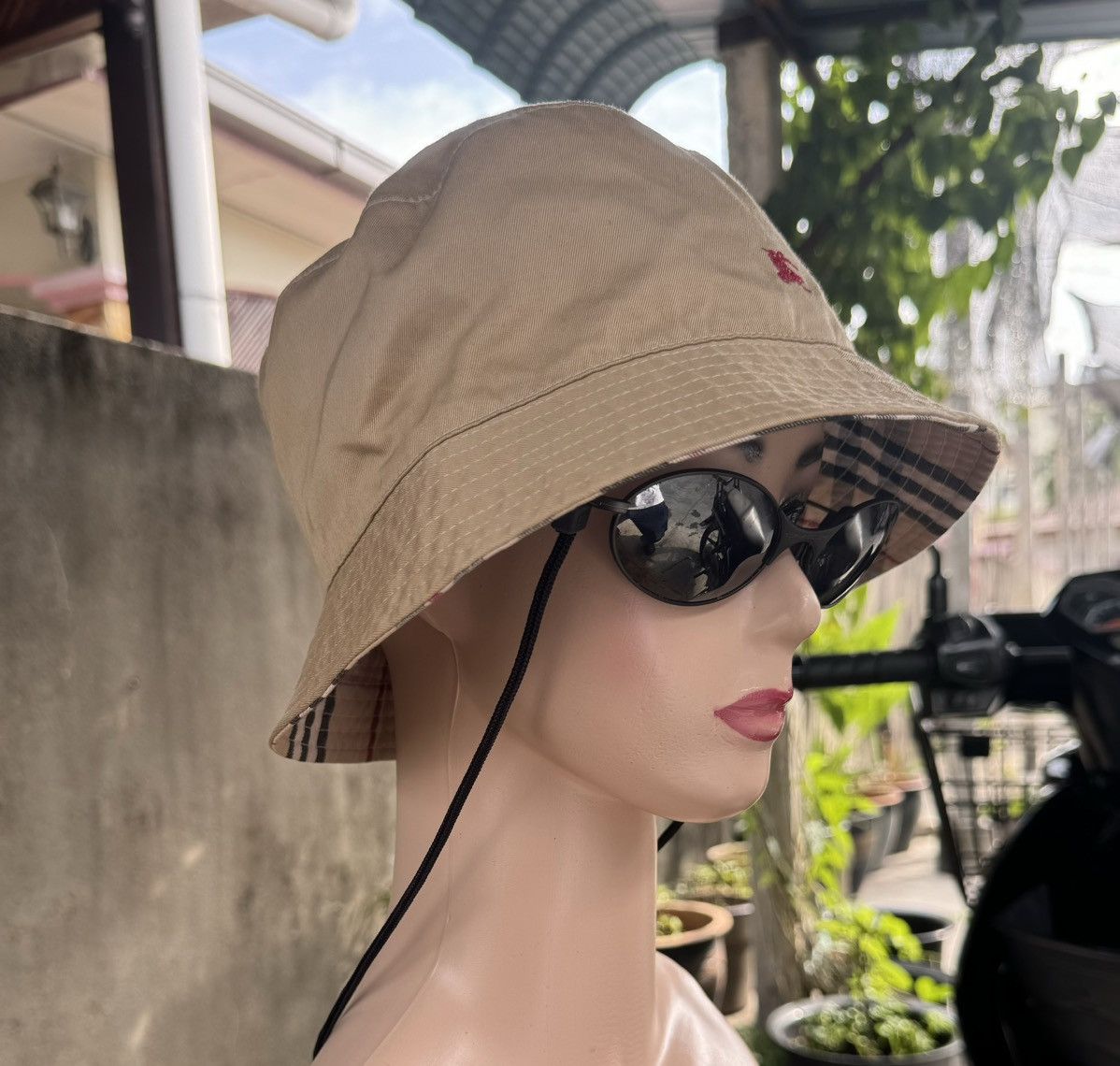 Burberry Reversible Burberry Nova Check Hat Size ONE SIZE - 5 Thumbnail