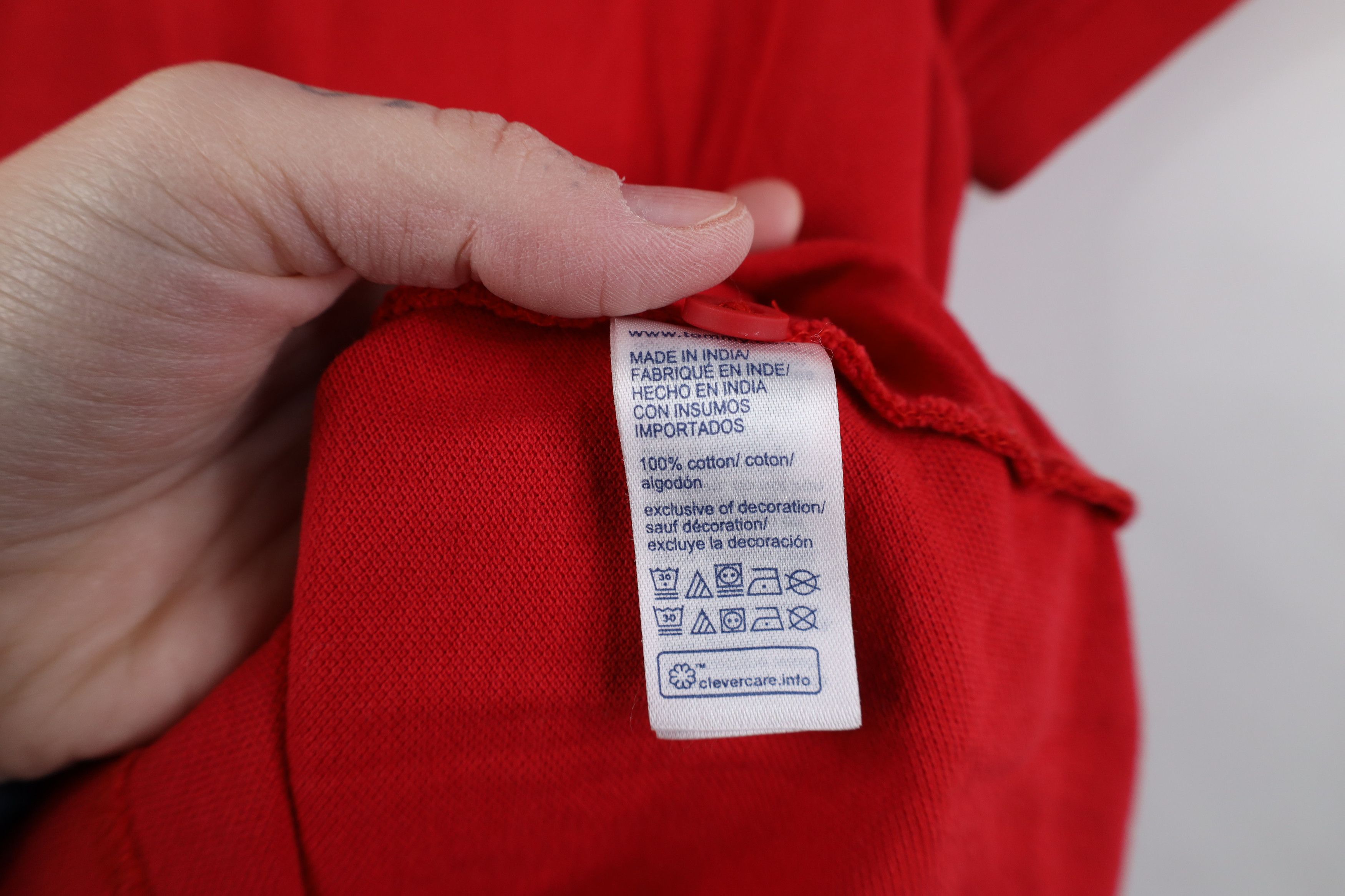 Tommy Hilfiger Vintage Y2K Tommy Hilfiger Spell Out Patch Knit Polo Shirt Size US S / EU 44-46 / 1 - 11 Thumbnail