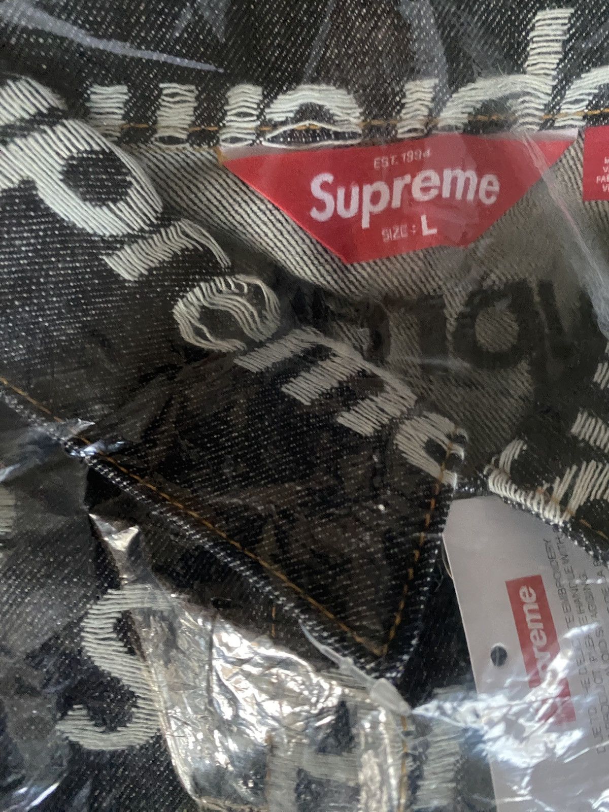 Supreme Supreme Jacquard Logos Denim Trucker Jacket Large LAST ONE! Size US L / EU 52-54 / 3 - 5 Thumbnail