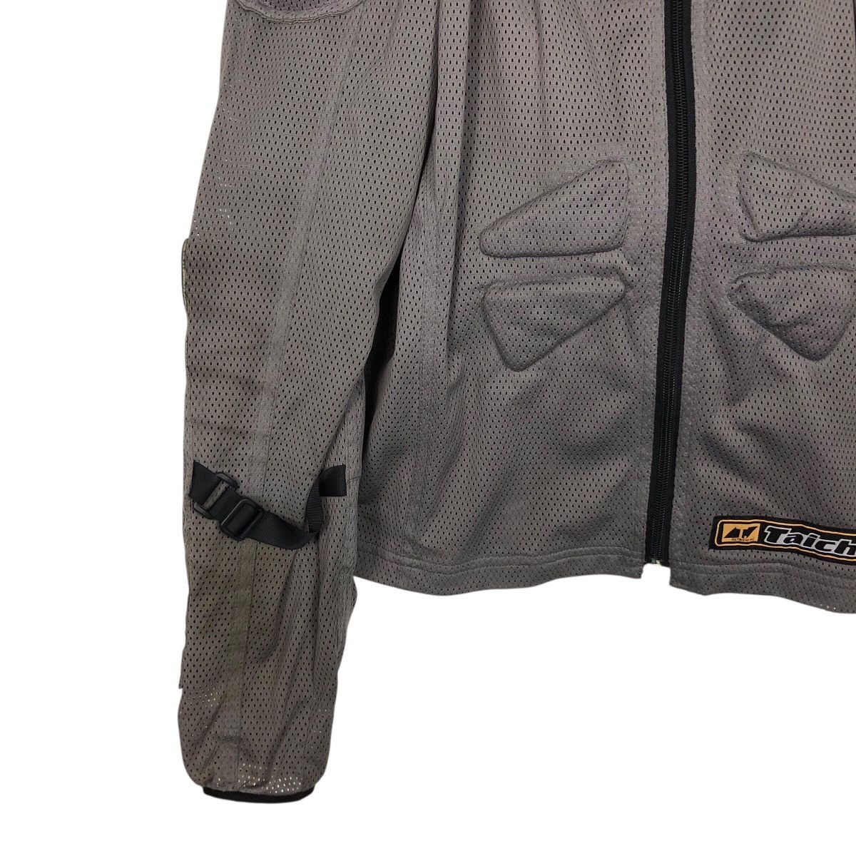 Japanese Brand RS Taichi Motorcycle Protective Mesh Jacket — Grey Size US L / EU 52-54 / 3 - 5 Thumbnail