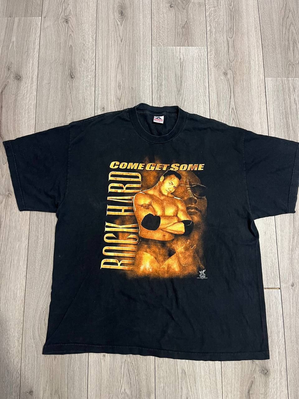 AAA × Vintage Rare Vintage WWF Wrestling The ROCK HARD Dwayne Johnson 1 Size US XXL / EU 58 / 5 - 1 Thumbnail