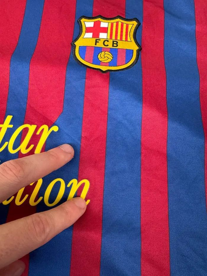 Nike Nike FC Barcelona 2011 2012 Messi #10 Home Shirt Jersey Size US L / EU 52-54 / 3 - 5 Thumbnail