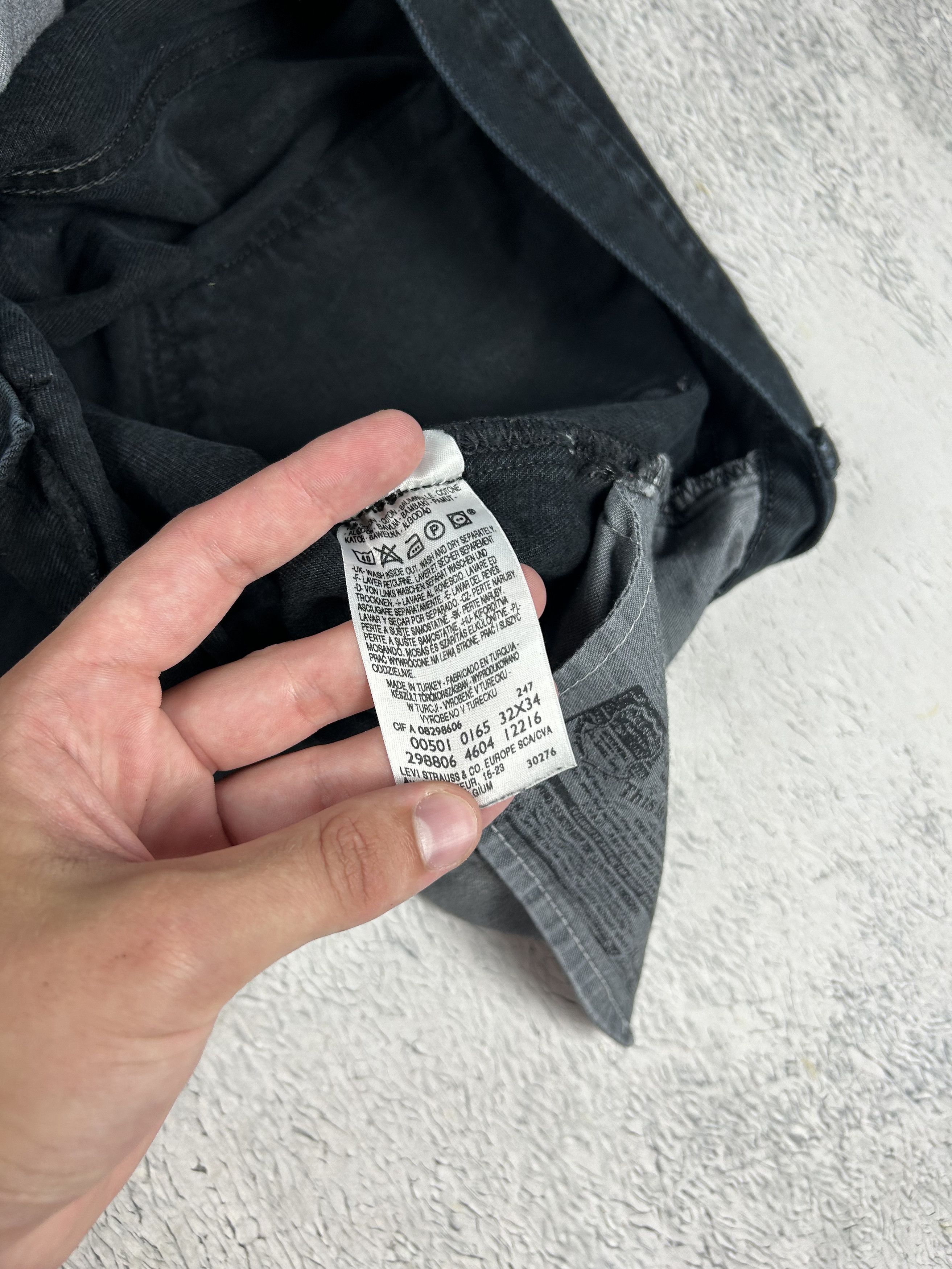 Levi's × Vintage Vintage Levi’s 501 jeans black loose fit Classic Oldmoney Size US 36 / EU 52 - 5 Thumbnail