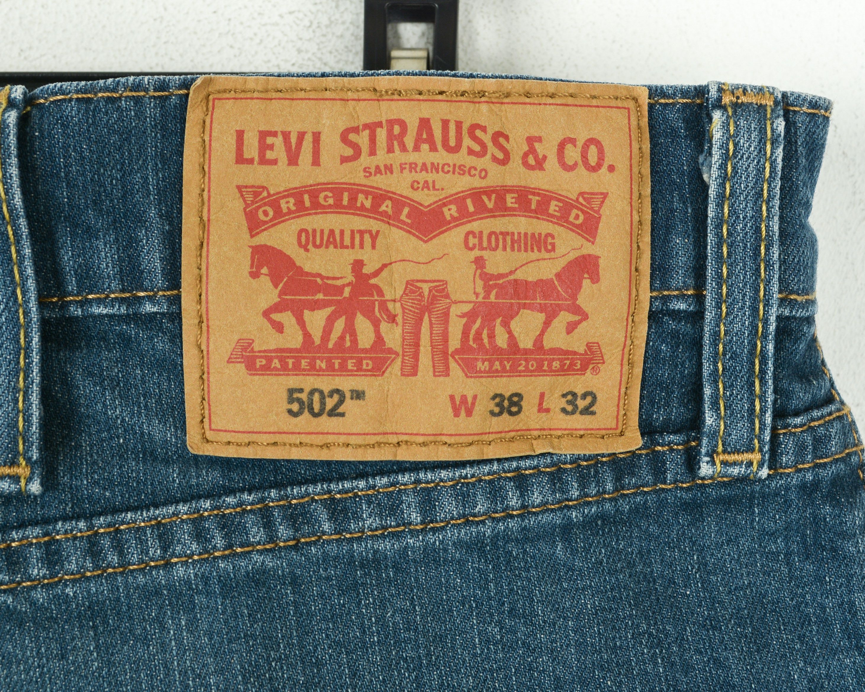 Levi's 502 vintage W38 L32 Reg Tapered Jeans Denim Pants Trousers Size US 38 / EU 54 - 5 Thumbnail