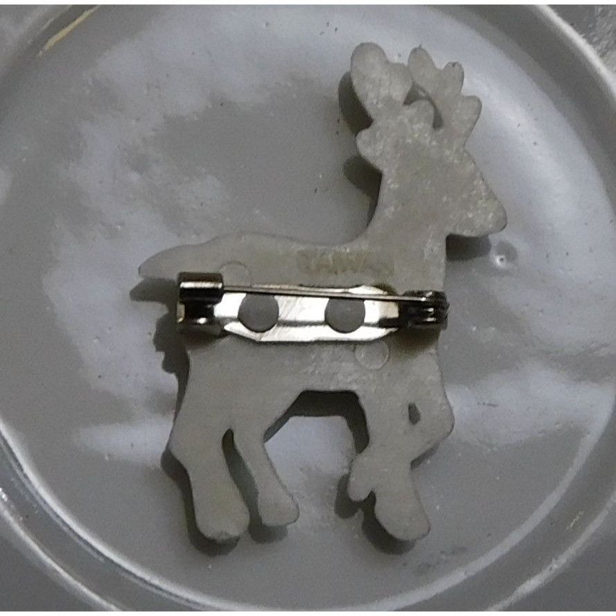 Other Vintage White Reindeer Brooch With Red Polka Dots Size ONE SIZE - 3 Thumbnail