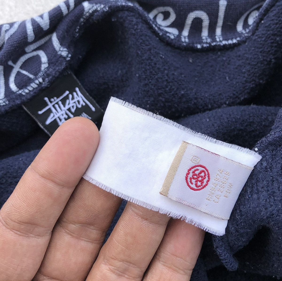 Stussy Vintage Stussy Japan Wordwide Blue Black Sweatpants Size US 32 / EU 48 - 14 Thumbnail