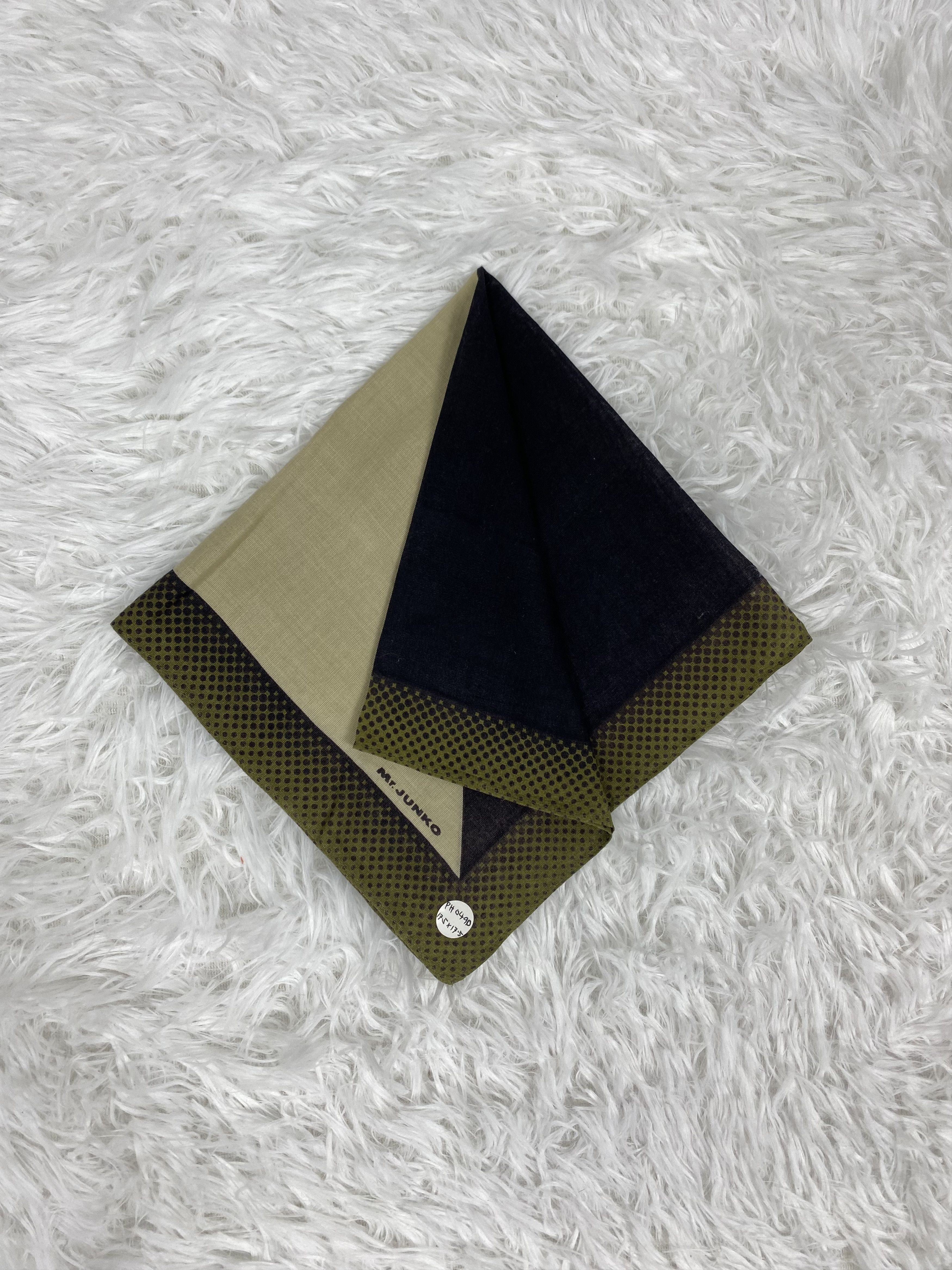 Mr. Junko Vintage Mr. Junko Handkerchief Neckerchief PH0490 Size ONE SIZE - 1 Thumbnail