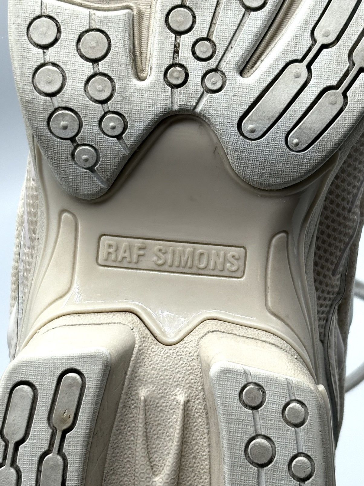 Raf Simons Raf Simons Pharaxus Off-White/Cream Size US 8 / EU 41 - 10 Thumbnail