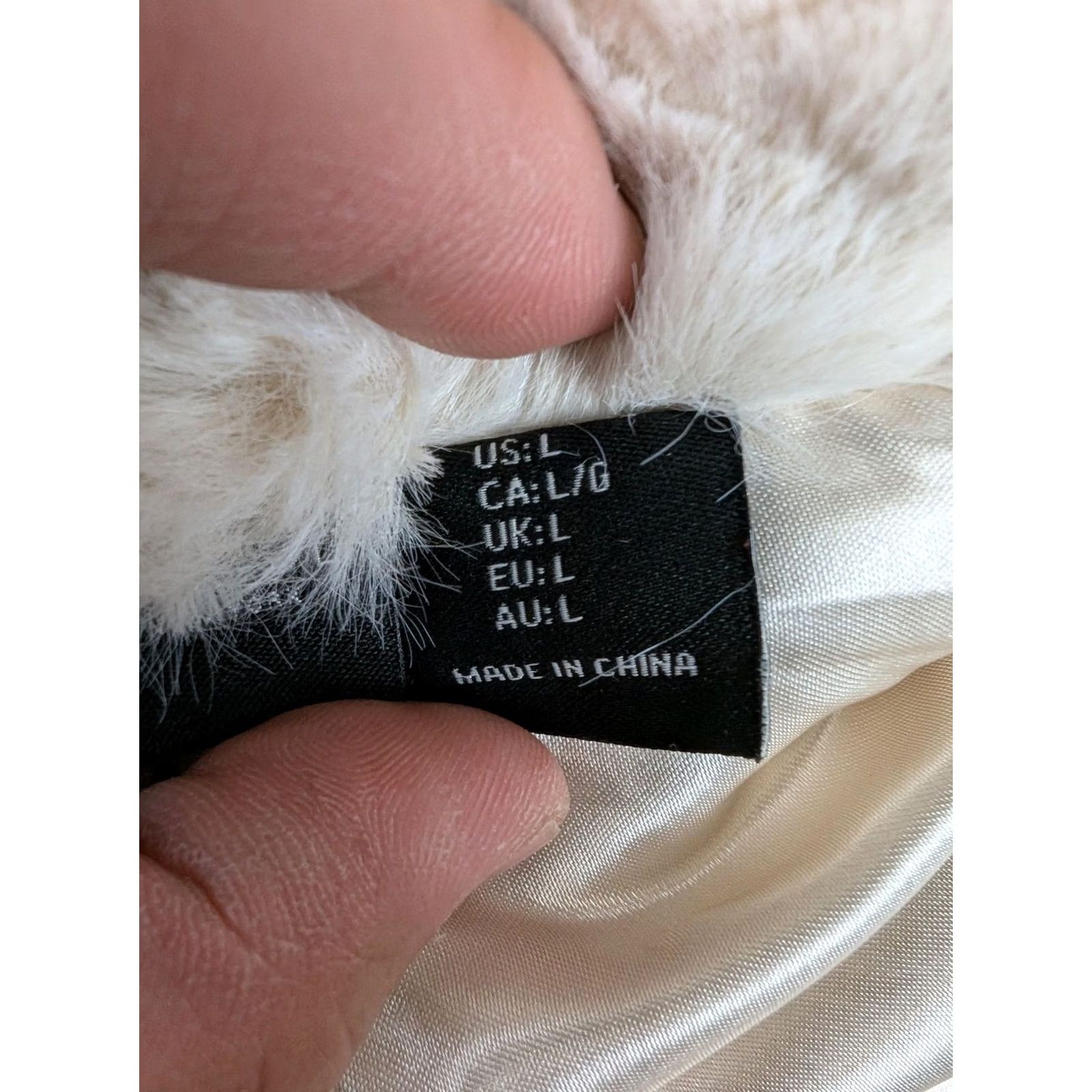Rachel Zoe VINTAGE Rachel Zoe Vest Womens Large White Faux Fur Lined Open Front Sleeveless Plush Size L / US 10 / IT 46 - 4 Thumbnail