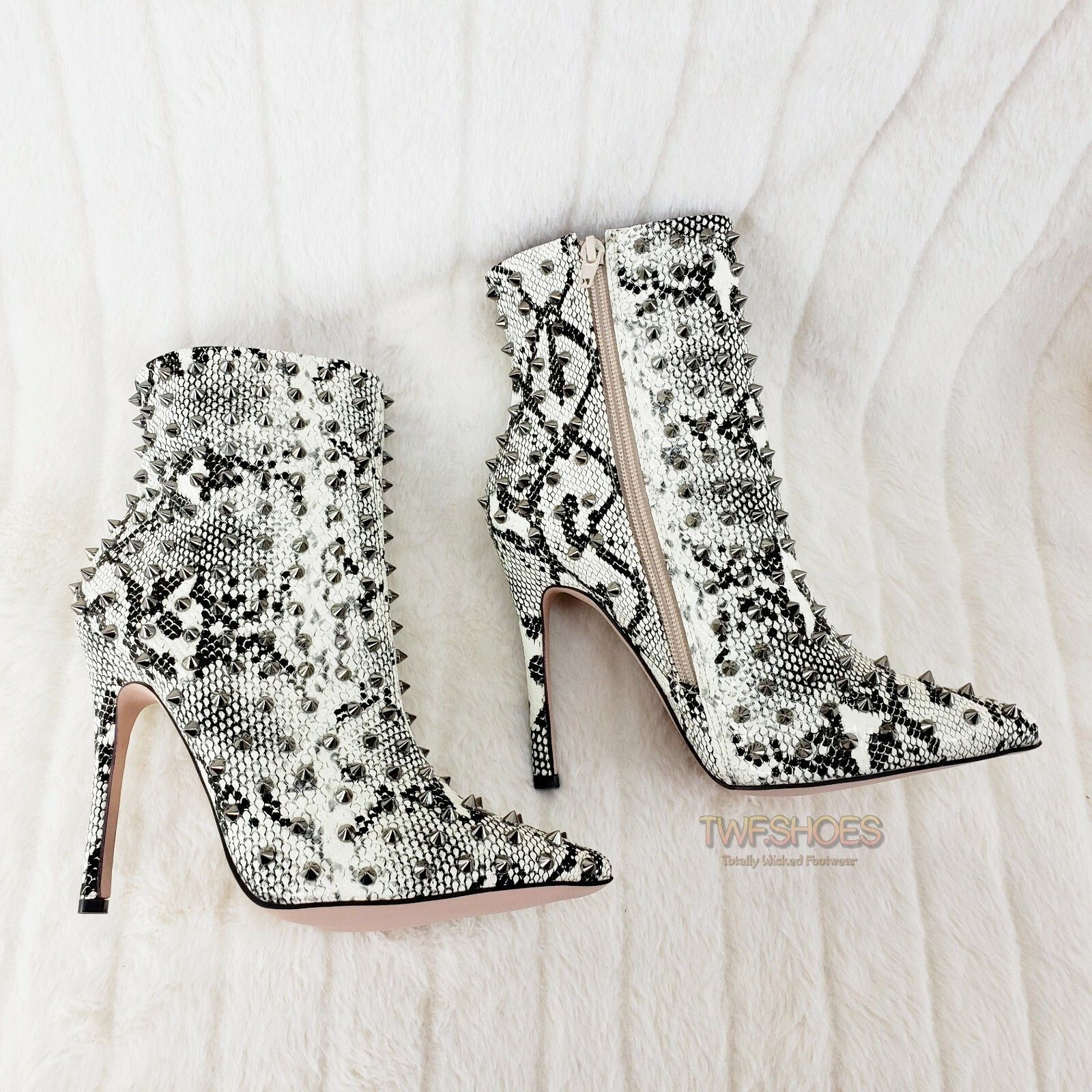 Other C & C Passion 2 Snake Leatherette Spike Stud Pointy Toe High Size US 6 / IT 36 - 3 Thumbnail