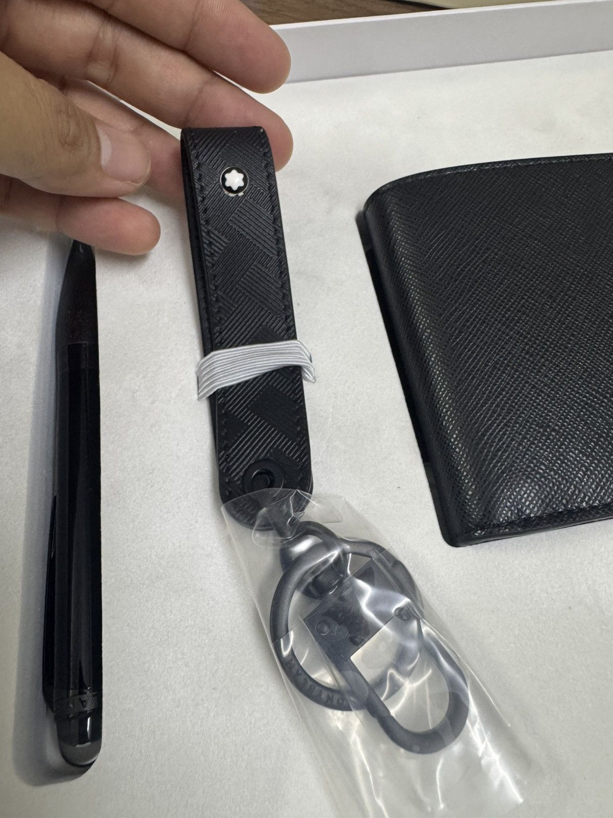 Montblanc MONTBLANC SATRORIAL WALLET BLACKCOSMOS BALLPOINT PEN SET Size ONE SIZE - 6 Thumbnail