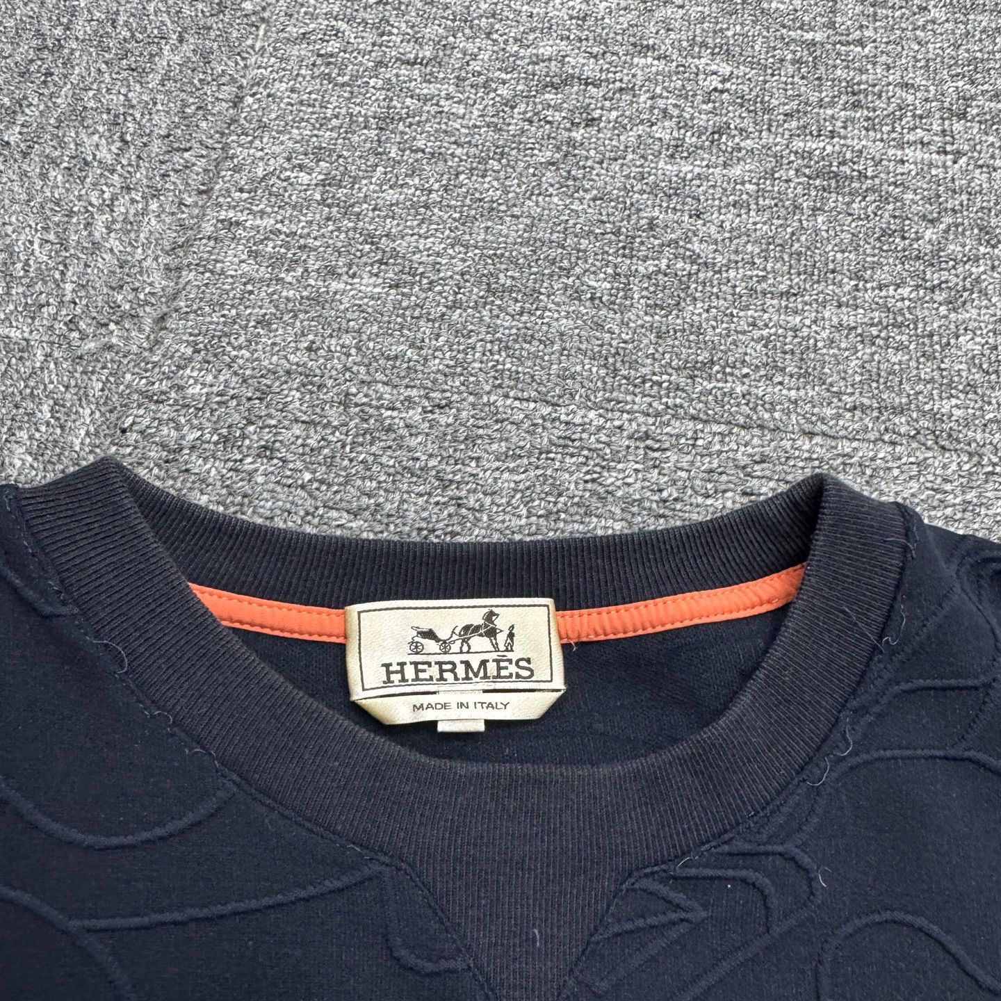 Hermes Hermes embossed pattern sweatshirt L Size US L / EU 52-54 / 3 - 3 Thumbnail