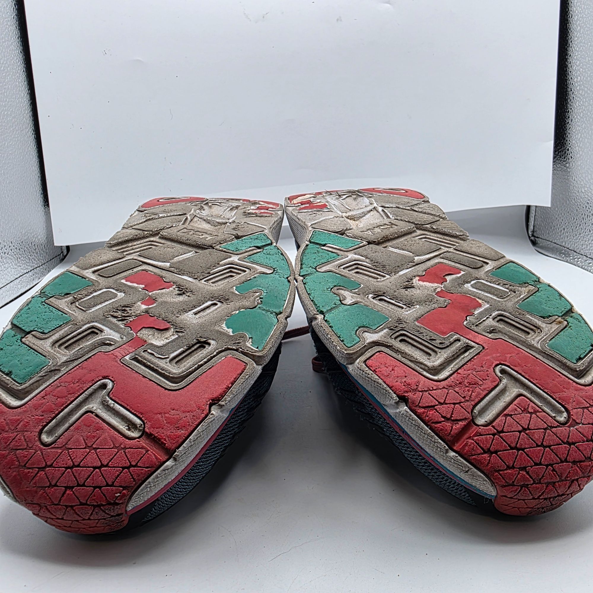 Hoka Hoka One One Clifton 4 Wide Womens Running Shoes Size 7 Gray Size US 7 / IT 37 - 10 Thumbnail