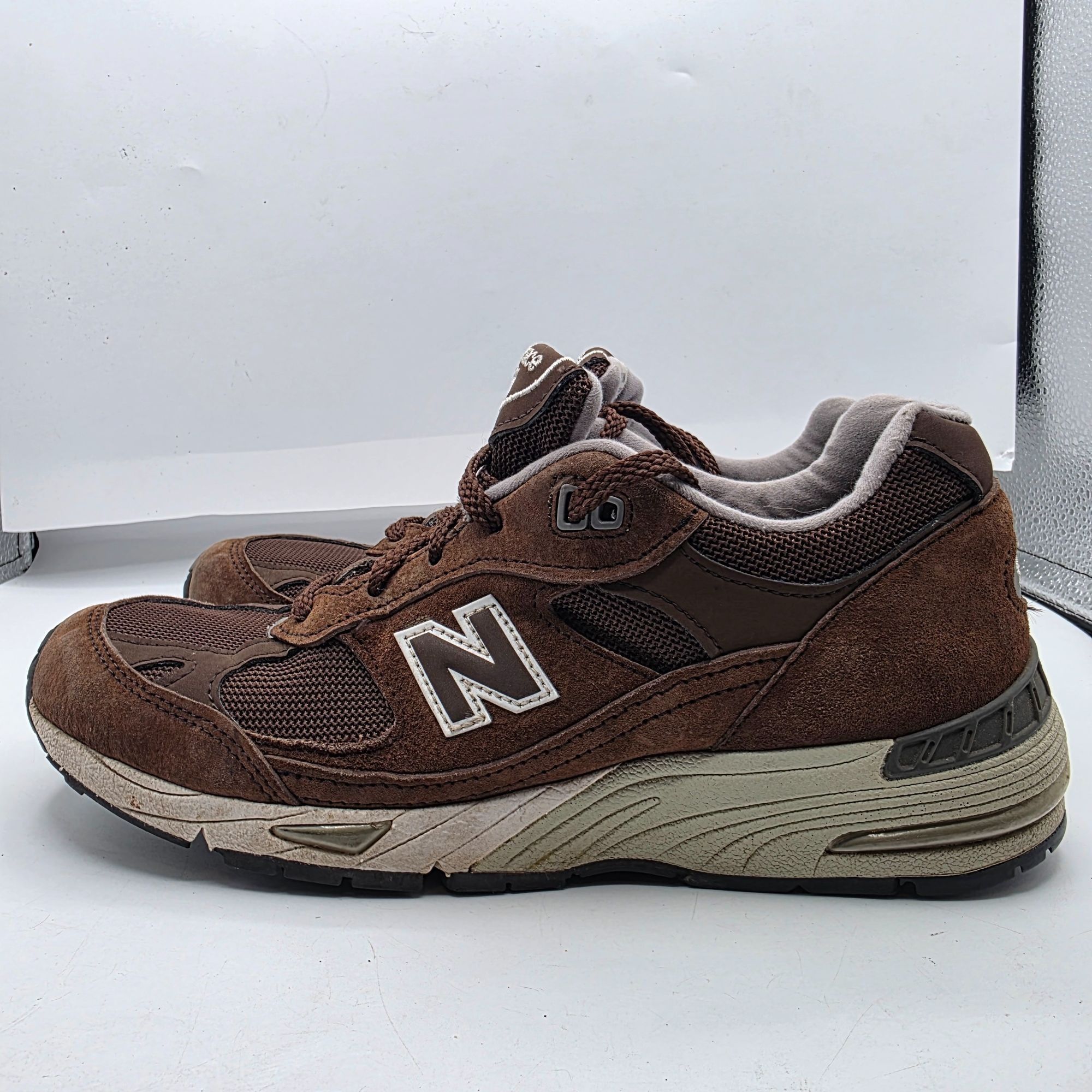 New Balance New Balance 991 Womens Size 8 Brown Casual Running Shoes Mad Size US 8 / EU 41 - 14 Thumbnail