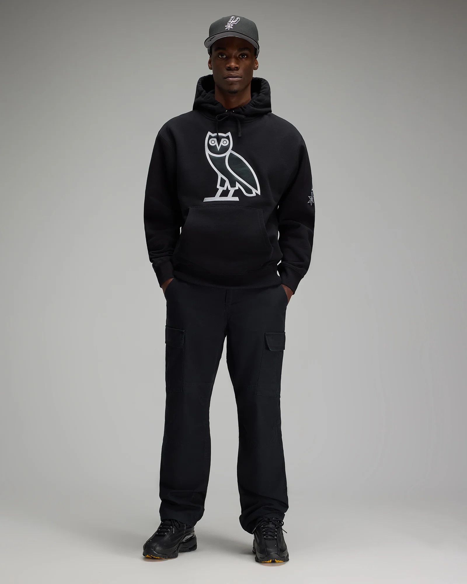 Drake OVO x NBA x SAN ANTONIO SPURS OG OWL HOODIE Size US XXL / EU 58 / 5 - 2 Thumbnail