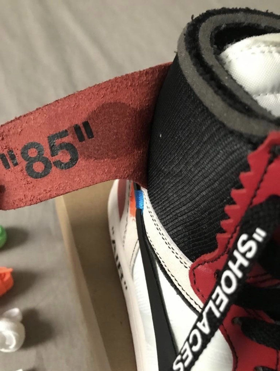 Jordan Brand × Nike × Off-White Jordan 1 Retro High Off-White Chicago Size US 9 / EU 42 - 8 Thumbnail