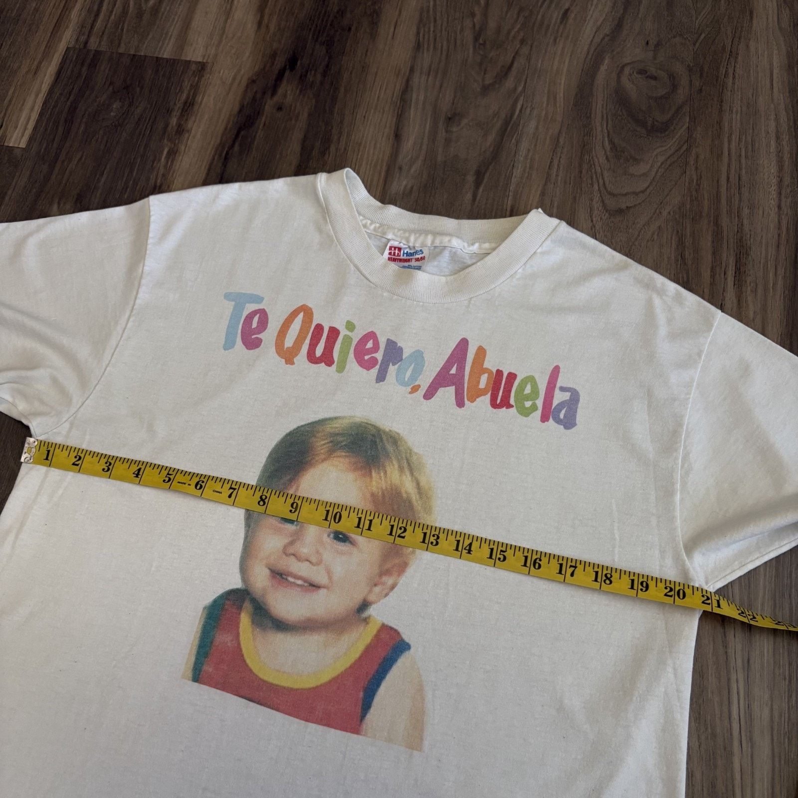 Vintage Vintage Random Baby Photo Portrait Art T-Shirt Men's Size L Size US L / EU 52-54 / 3 - 5 Thumbnail