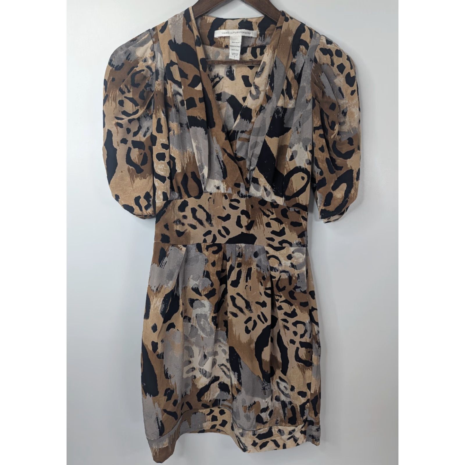 Diane von Furstenberg Diane von Furstenberg Sabine Silk Dress Animal Print Sheath Short Sleeve Size 4 Multicolor Leopard Dress Womens Size 27" / US 4 / IT 40 - 2 Thumbnail