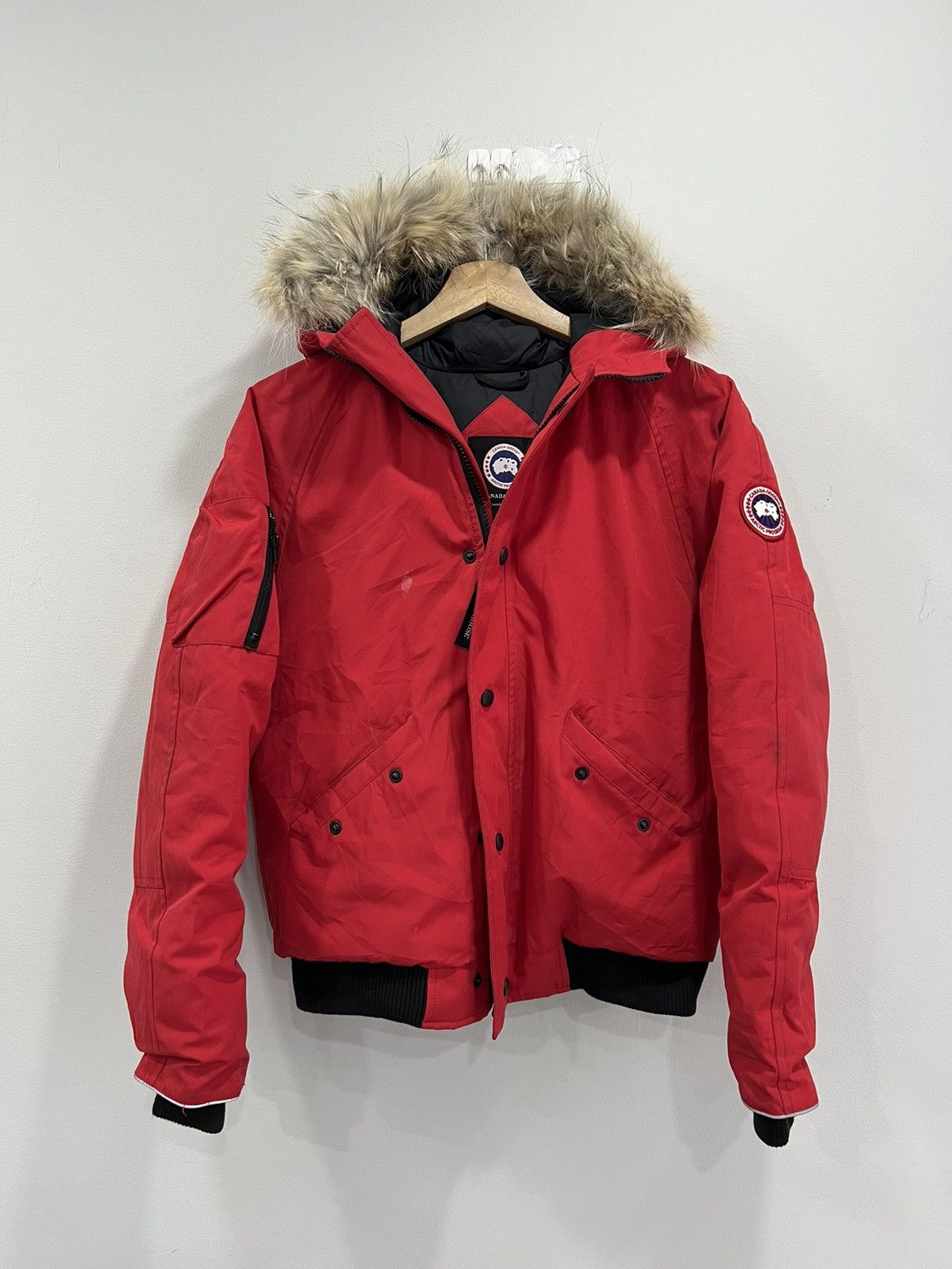 image of Womens Canada Goose Jacket Hooded Fur Coat Hood in Red, Men's (Size Small)