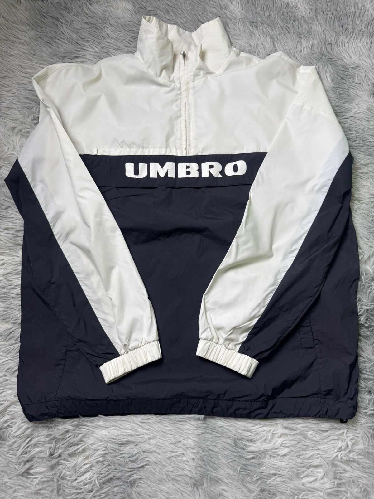 Umbro Vintage Umbro Half Zipper Size US L / EU 52-54 / 3 - 1 Thumbnail