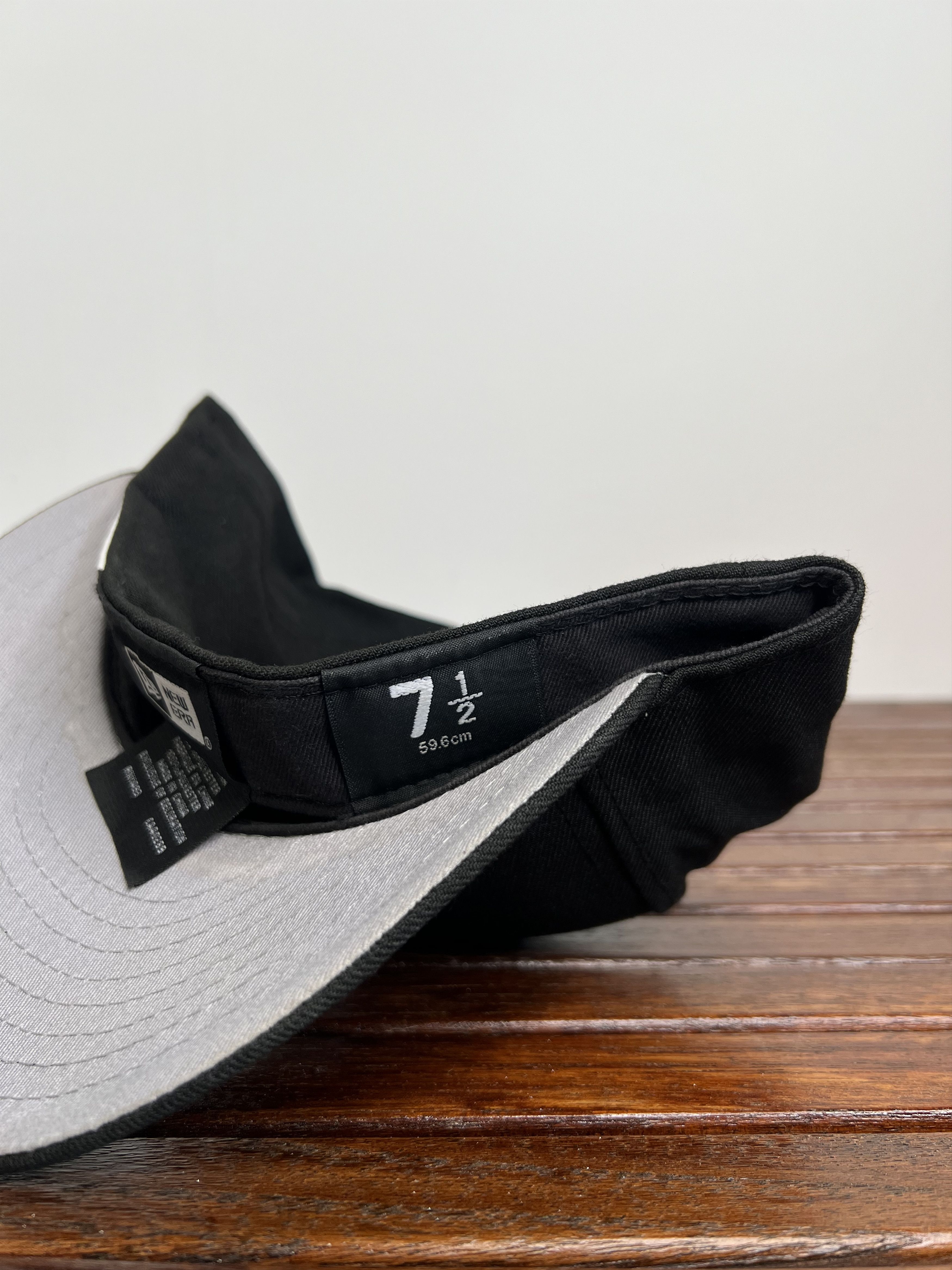 Undefeated UNDFTD logo Fitted (7 1/2) Size ONE SIZE - 3 Thumbnail