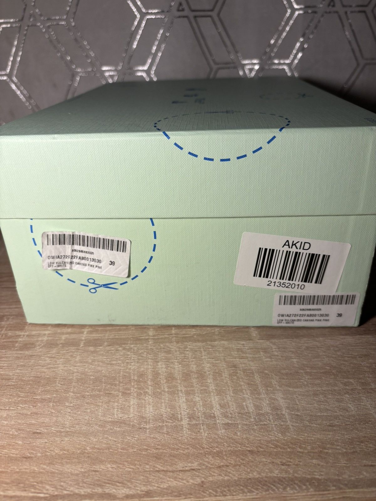 Off-White Off white new Size US 9 / IT 39 - 10 Thumbnail