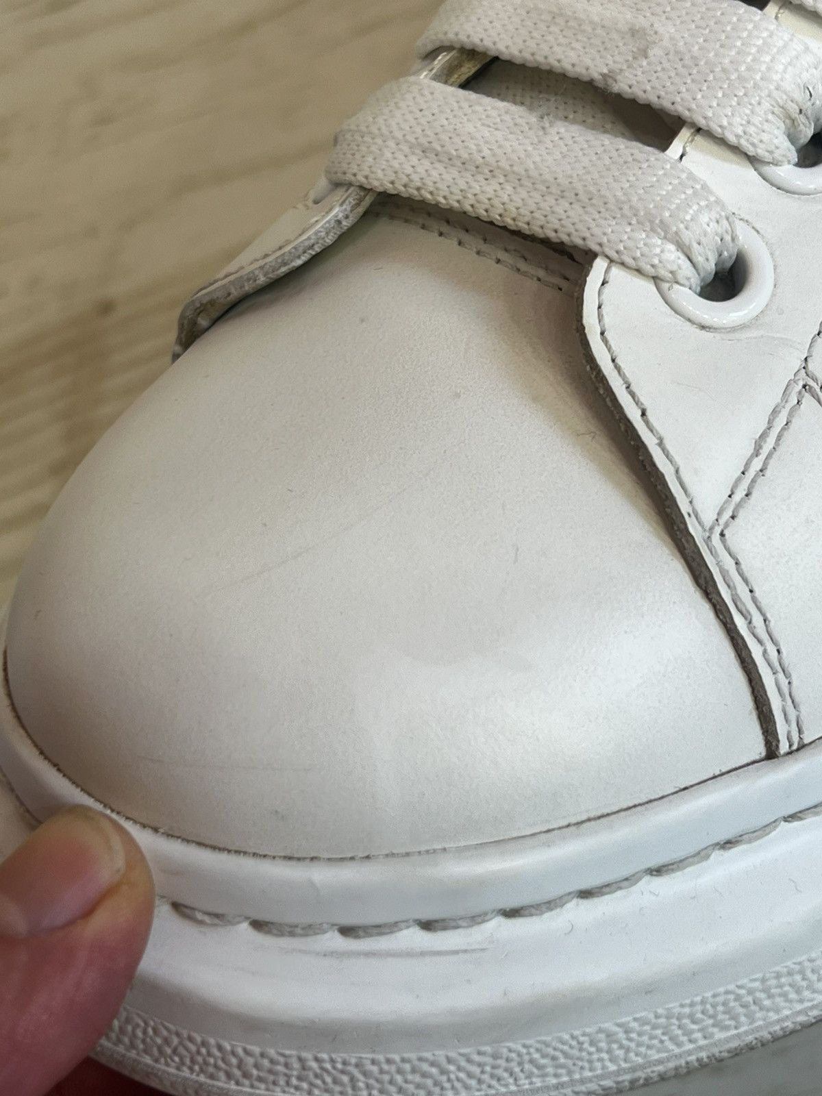 Alexander McQueen Alexander McQueen Leather Sneakers EU 41.5 (27cm) Size US 8.5 / EU 41-42 - 19 Thumbnail