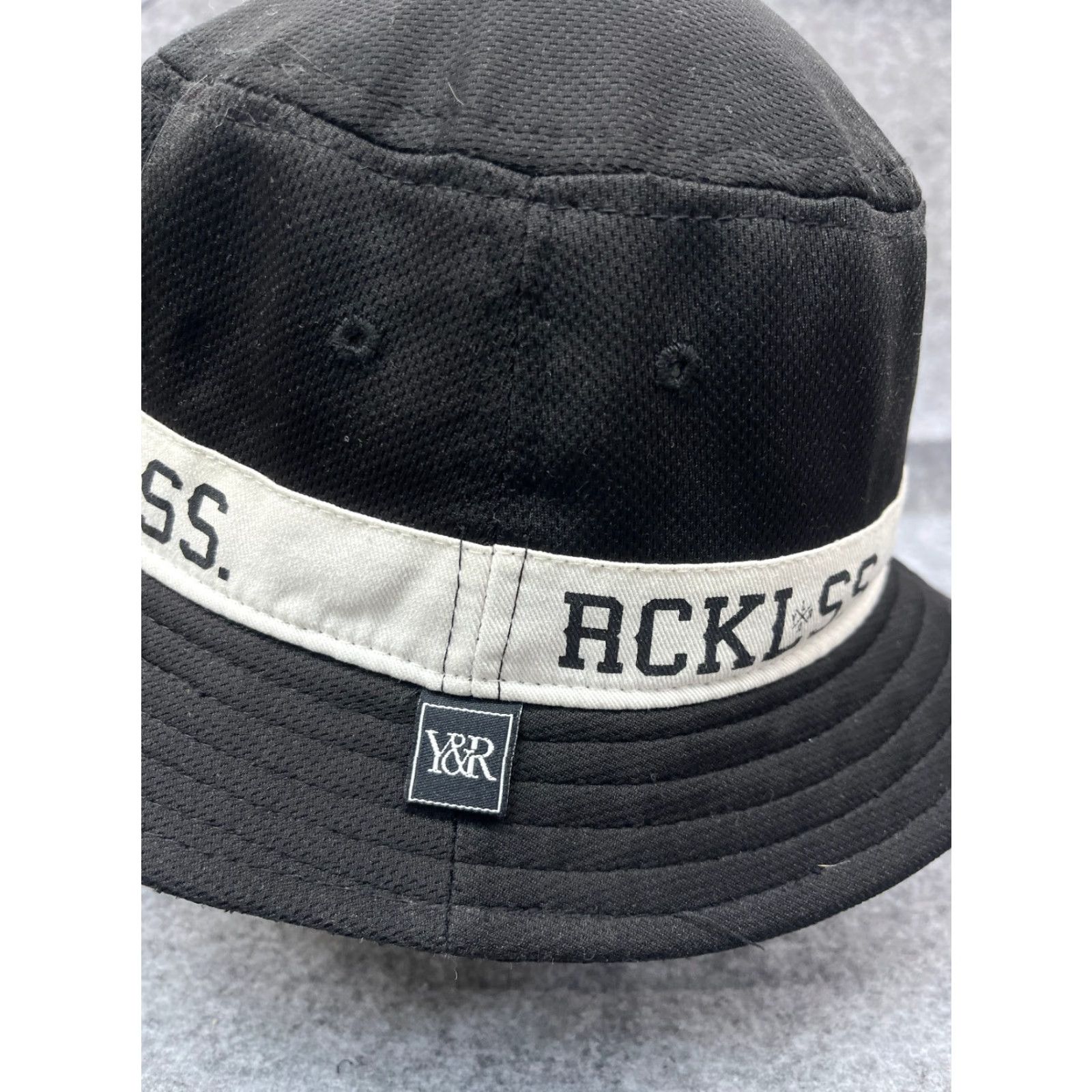 Vintage Young & Reckless Bucket Hat Black 100% Polyester Adult One Size Beach Outdoor Size ONE SIZE - 5 Thumbnail
