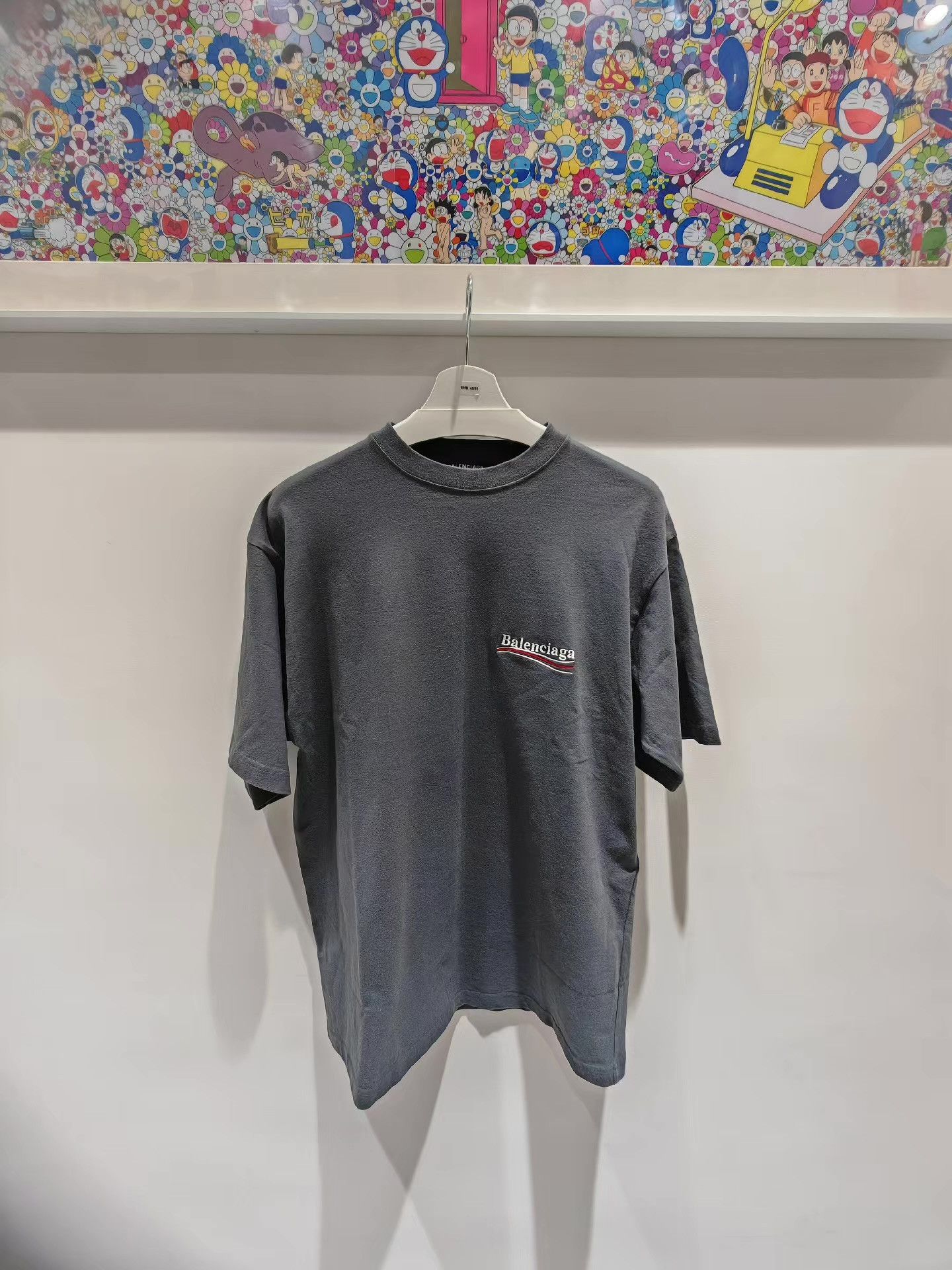 Balenciaga Balenciaga Coke Logo Short Sleeve T‑shirt。 Q15 Size US XS / EU 42 / 0 - 1 Thumbnail