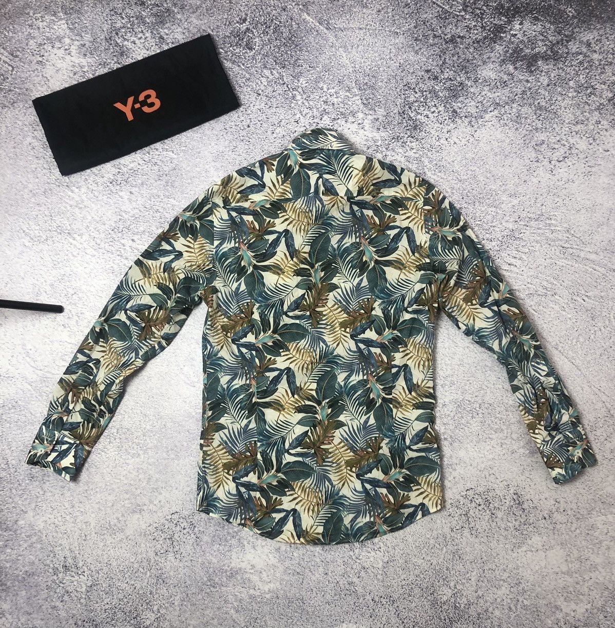 Other Vintage Crazy Hawaiin men’s y2k casual size S ykk usa drill Size US S / EU 44-46 / 1 - 5 Thumbnail