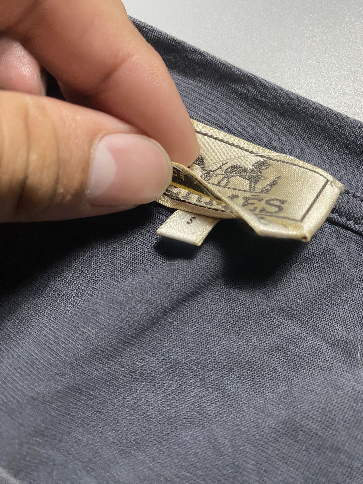 Hermes HERMES PLAIN POCKET TEE GRAY SHIRT Size US S / EU 44-46 / 1 - 9 Thumbnail